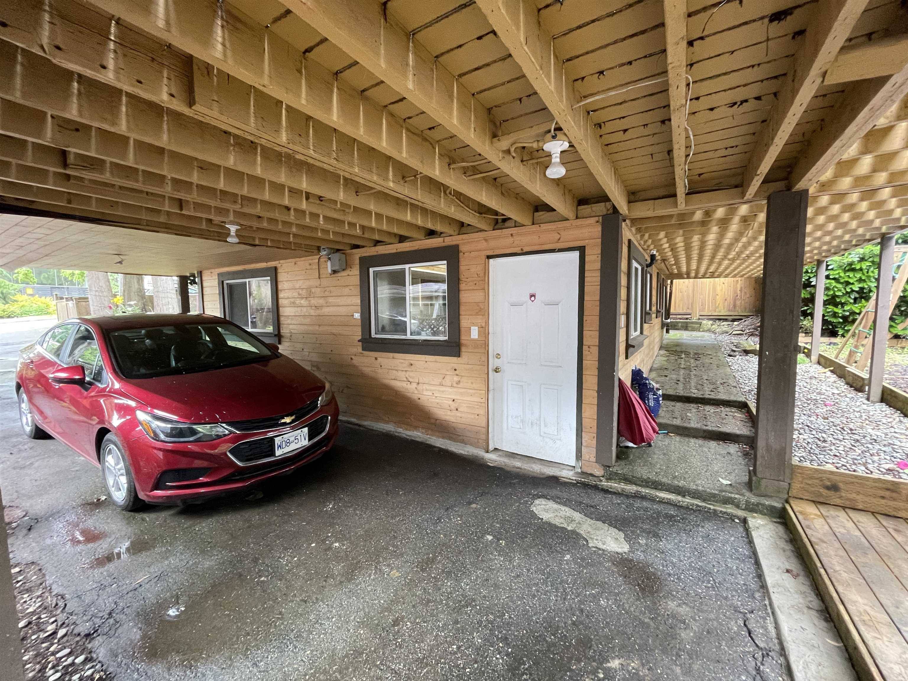 Surrey, BC V4A 1M1,12730 15a AVE