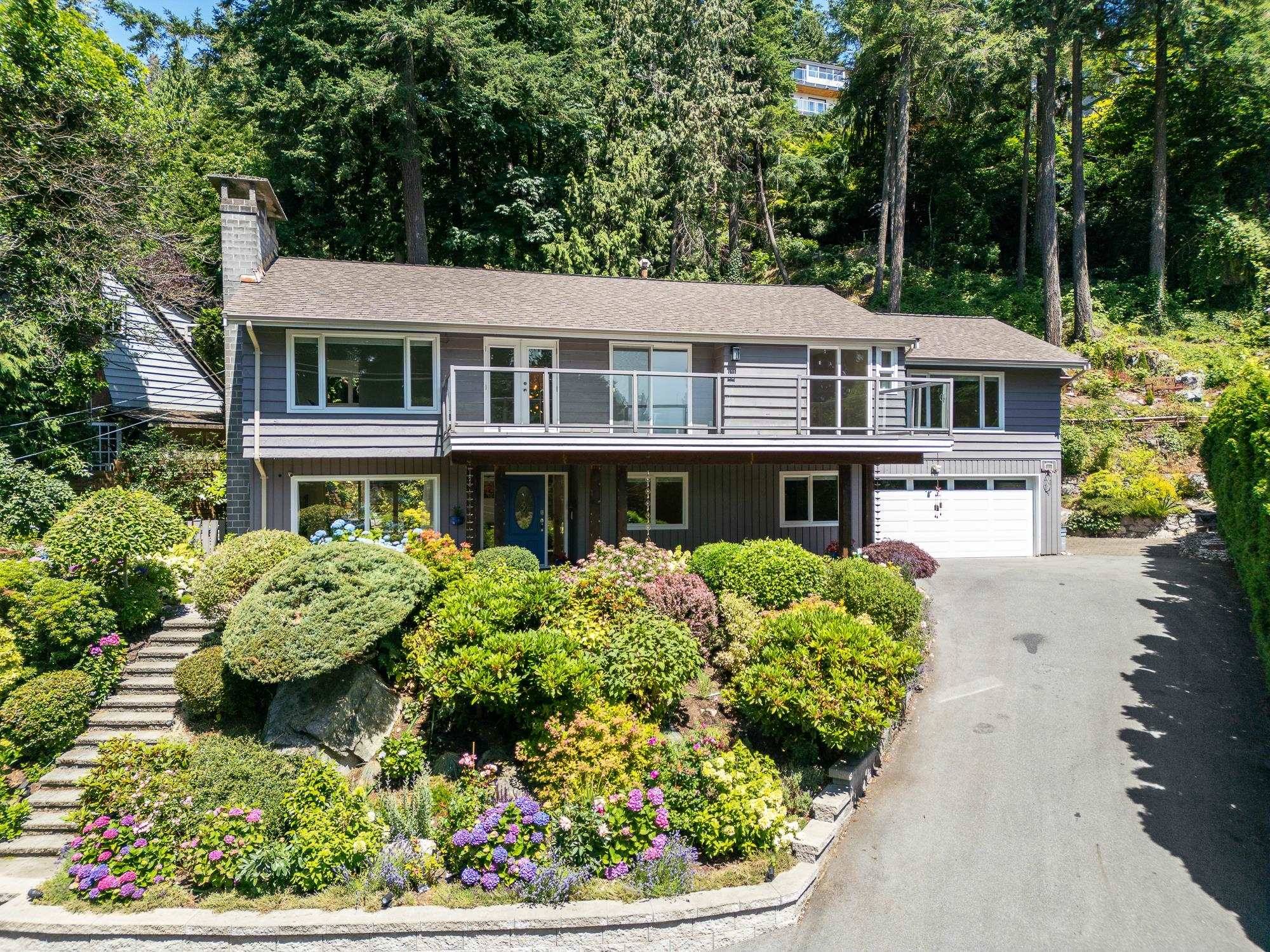 West Vancouver, BC V7W 2M3,4425 Keith RD