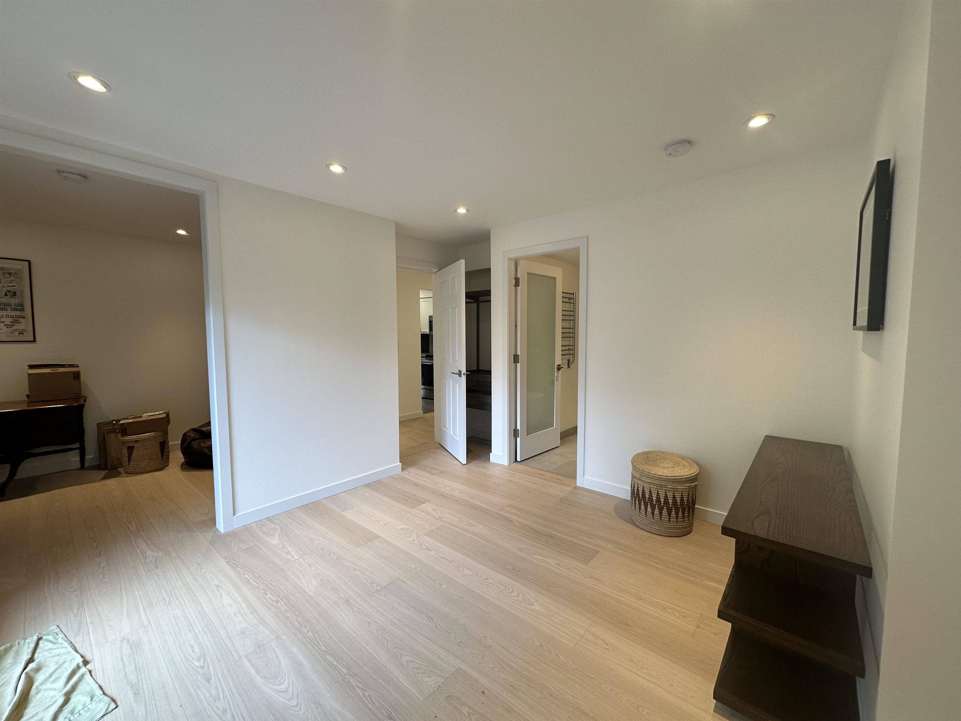 Vancouver, BC V6H 1B8,1315 W 7th AVE #20X