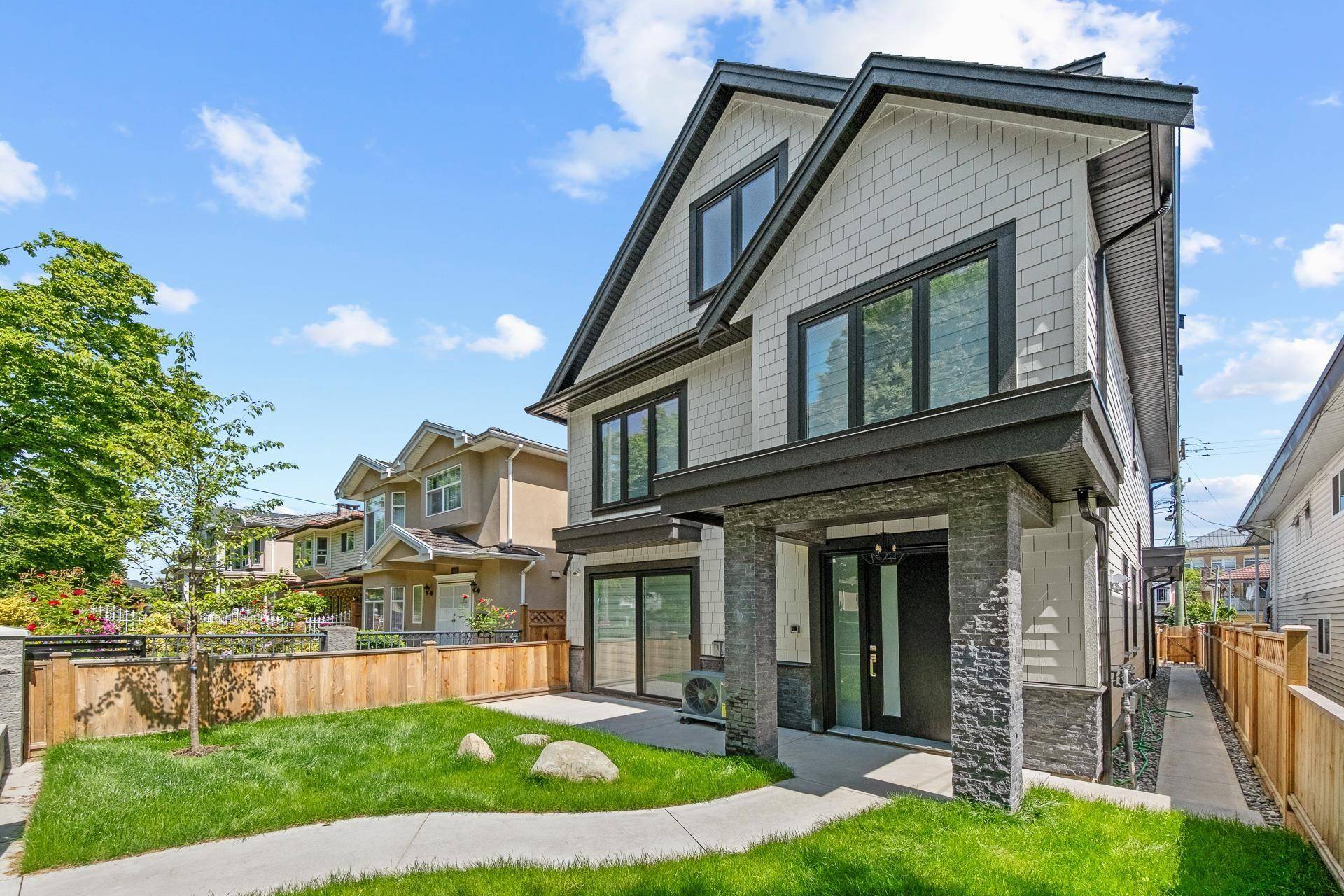 Vancouver, BC V5R 3K7,4650 Gothard ST #1