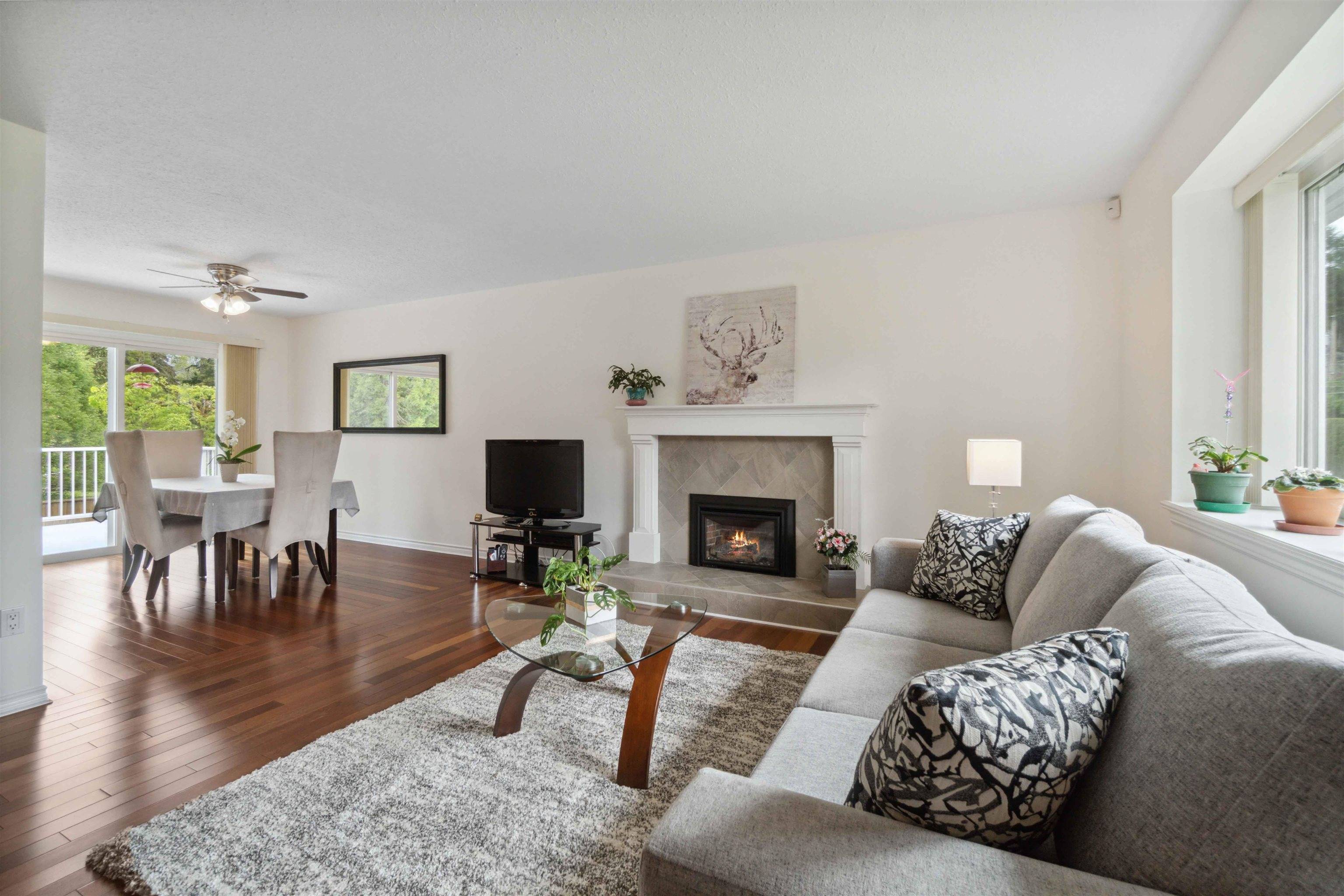 Coquitlam, BC V3J 4V4,899 Spence AVE
