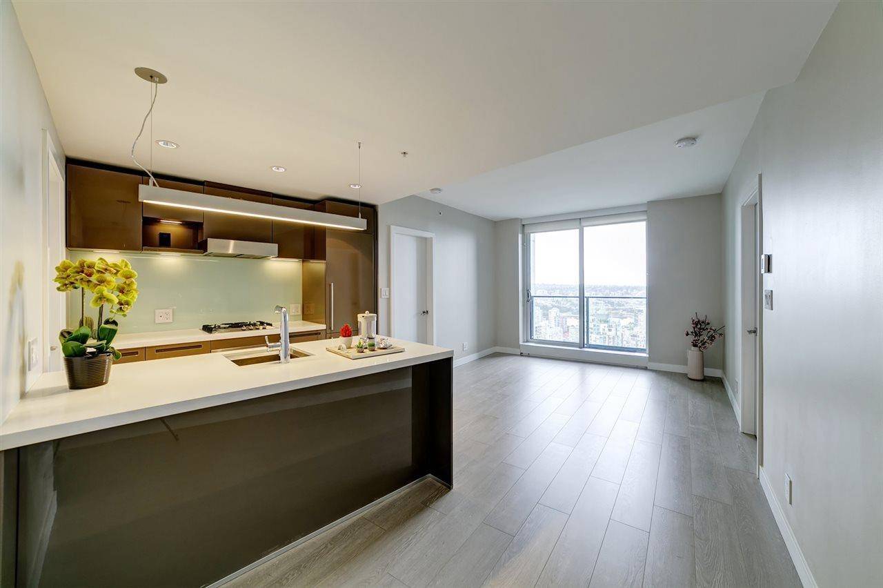 Vancouver, BC V6B 0M6,777 Richards ST #430X