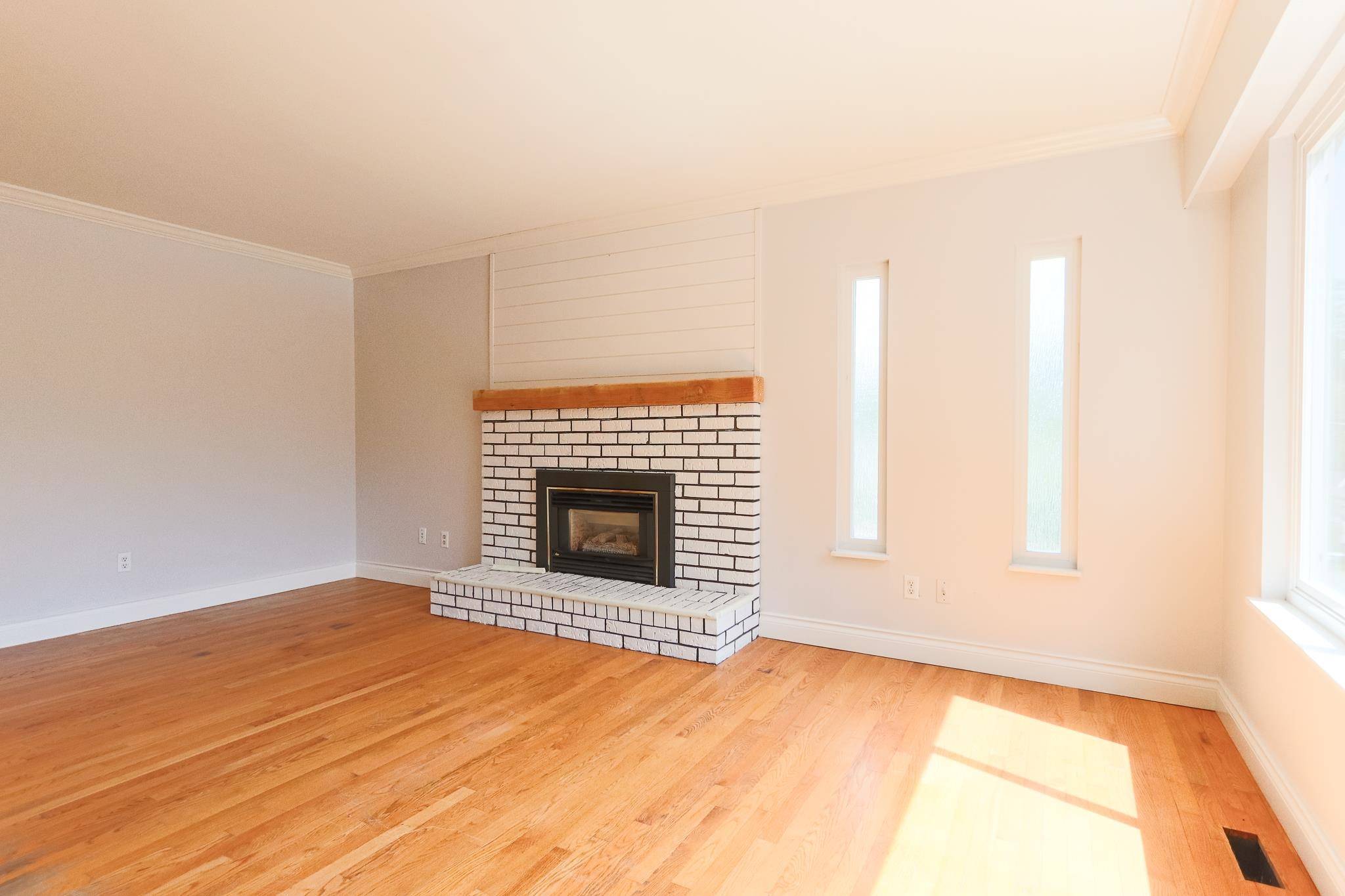 Maple Ridge, BC V2X 2E6,22497 Brickwood Close