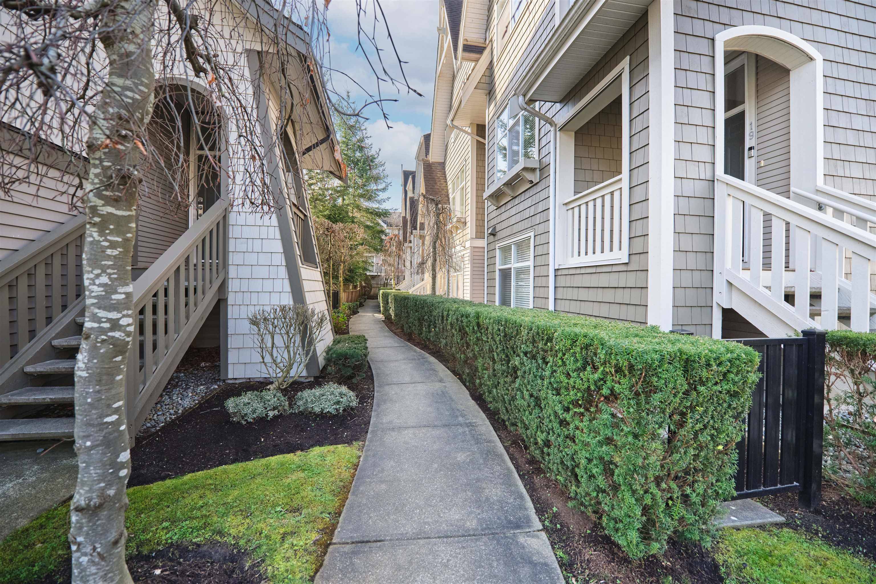 Richmond, BC V6Y 4L4,7288 Heather ST #17