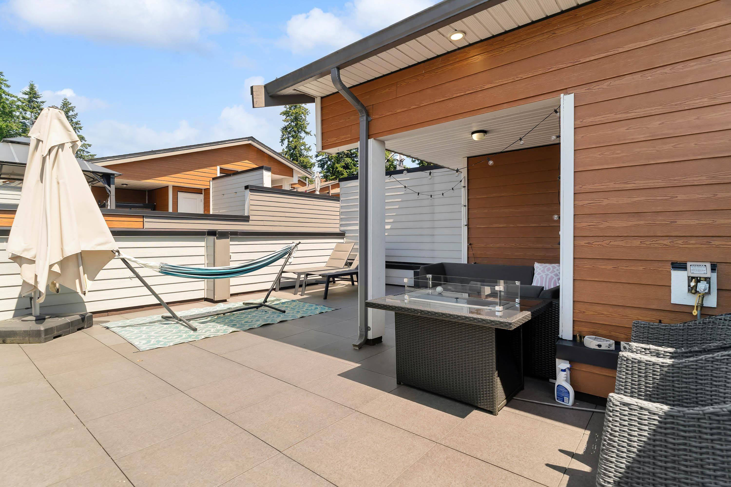 Surrey, BC V3Z 0Z1,16433 19 AVE #128