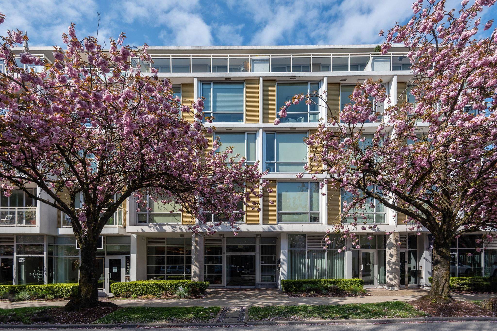 Vancouver, BC V6J 0B6,1635 West 3rd AVE #416
