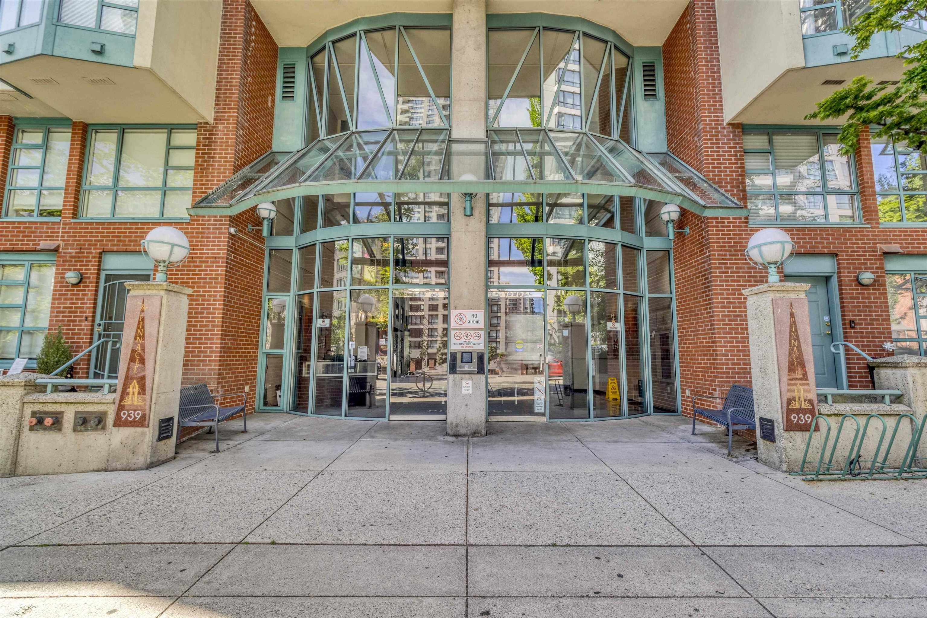 Vancouver, BC V6B 2W6,939 Homer ST #710