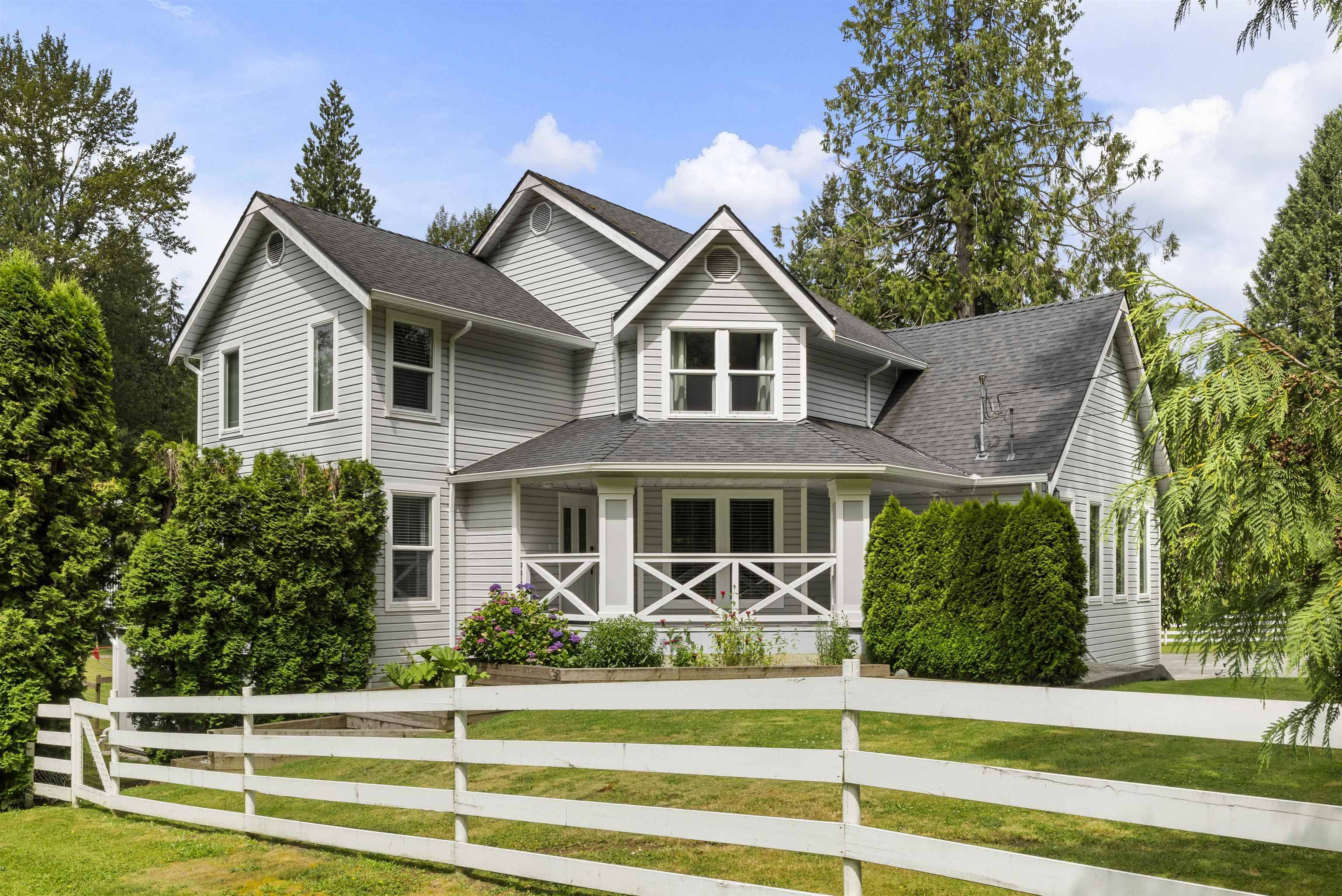 Maple Ridge, BC V2W 1H4,11385 248 ST