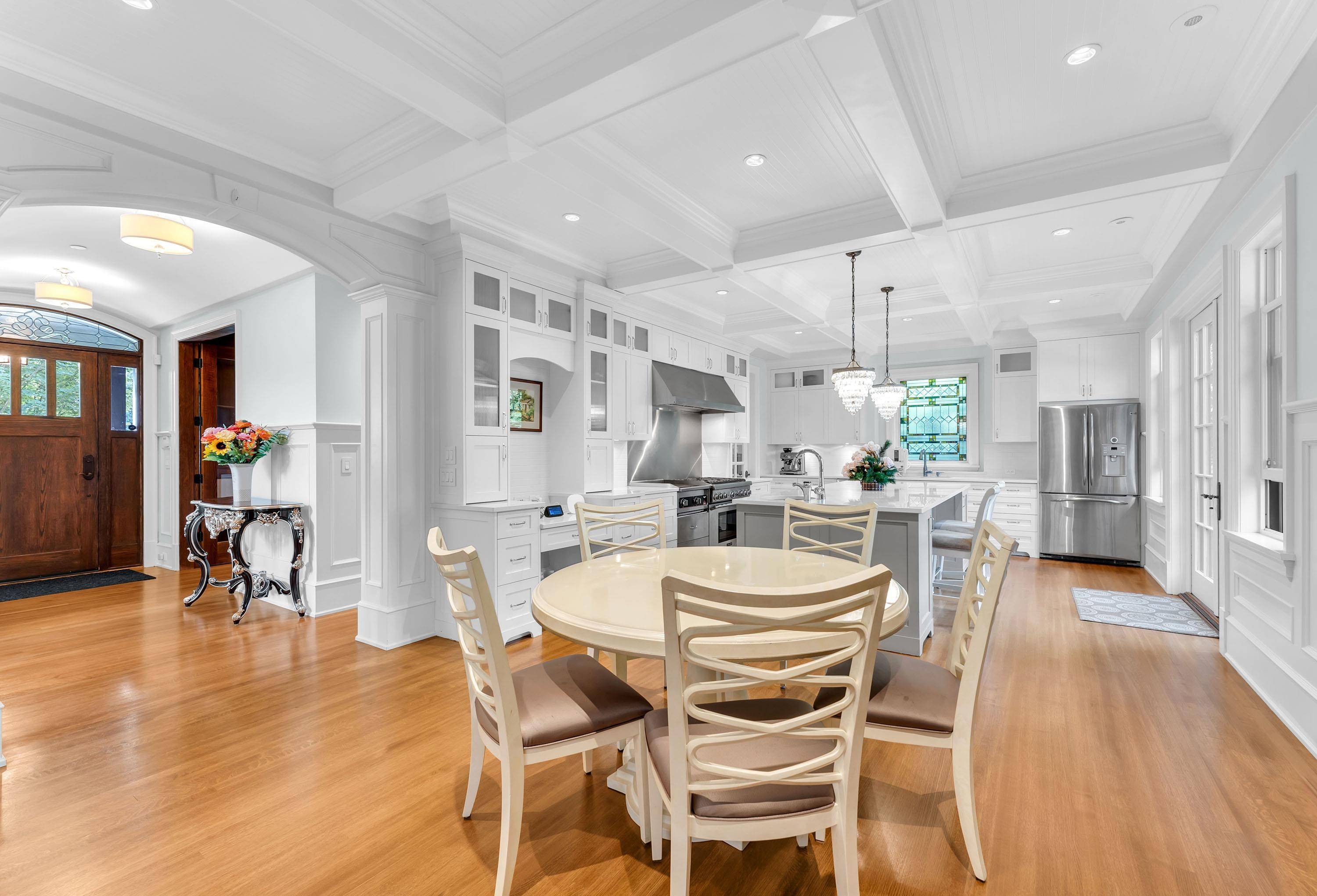 Vancouver, BC V6N 3L6,2937 W 45th AVE
