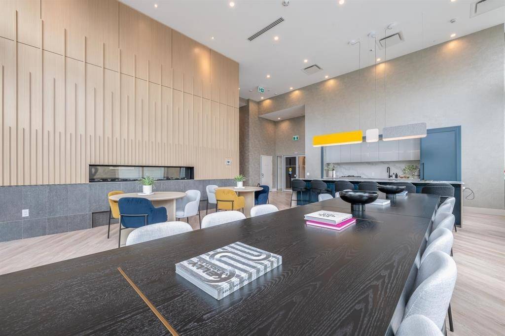 Burnaby, BC V5H 0K9,6537 Telford AVE #2404