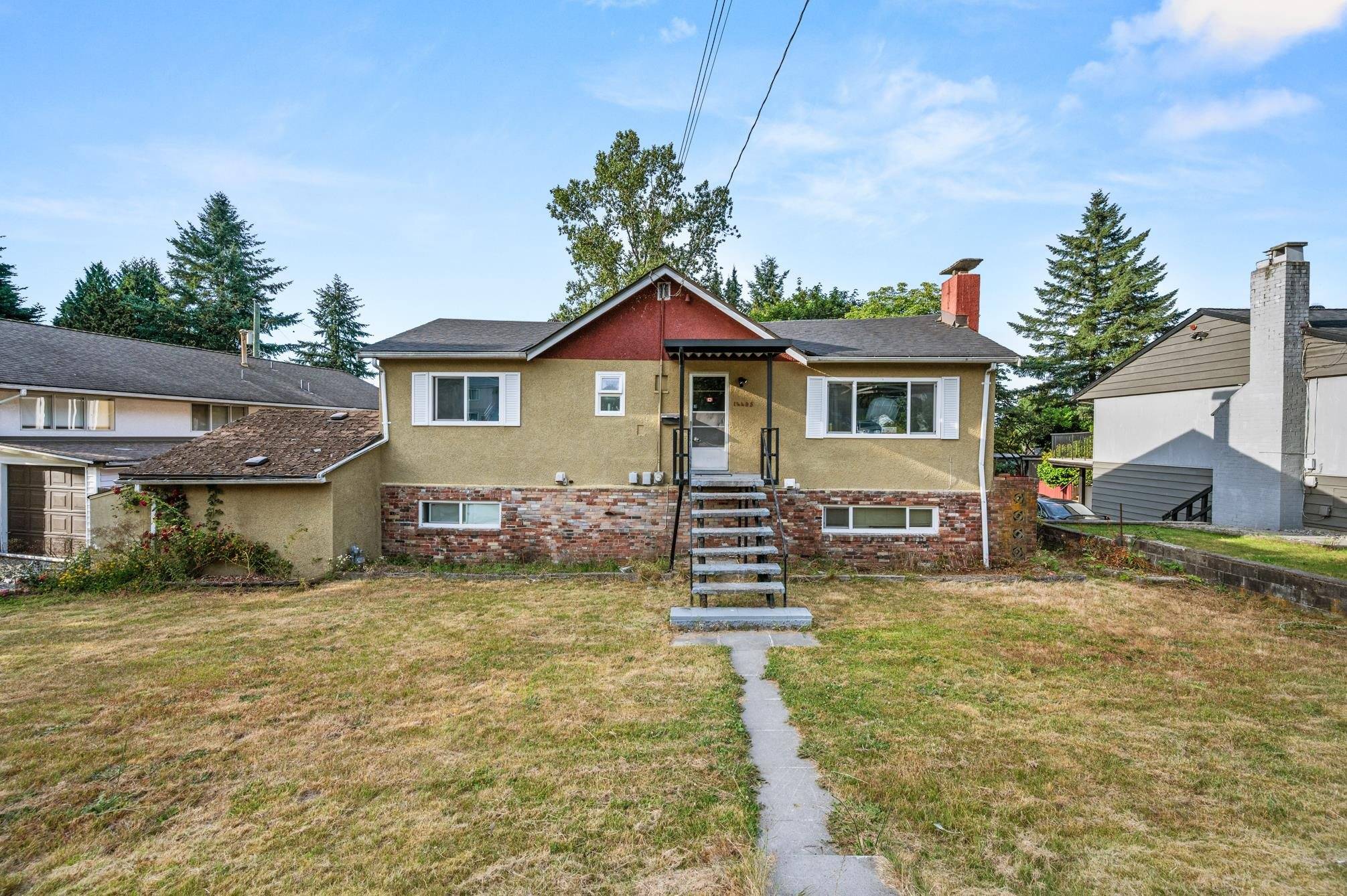 Surrey, BC V3R 2N8,14405 114a AVE