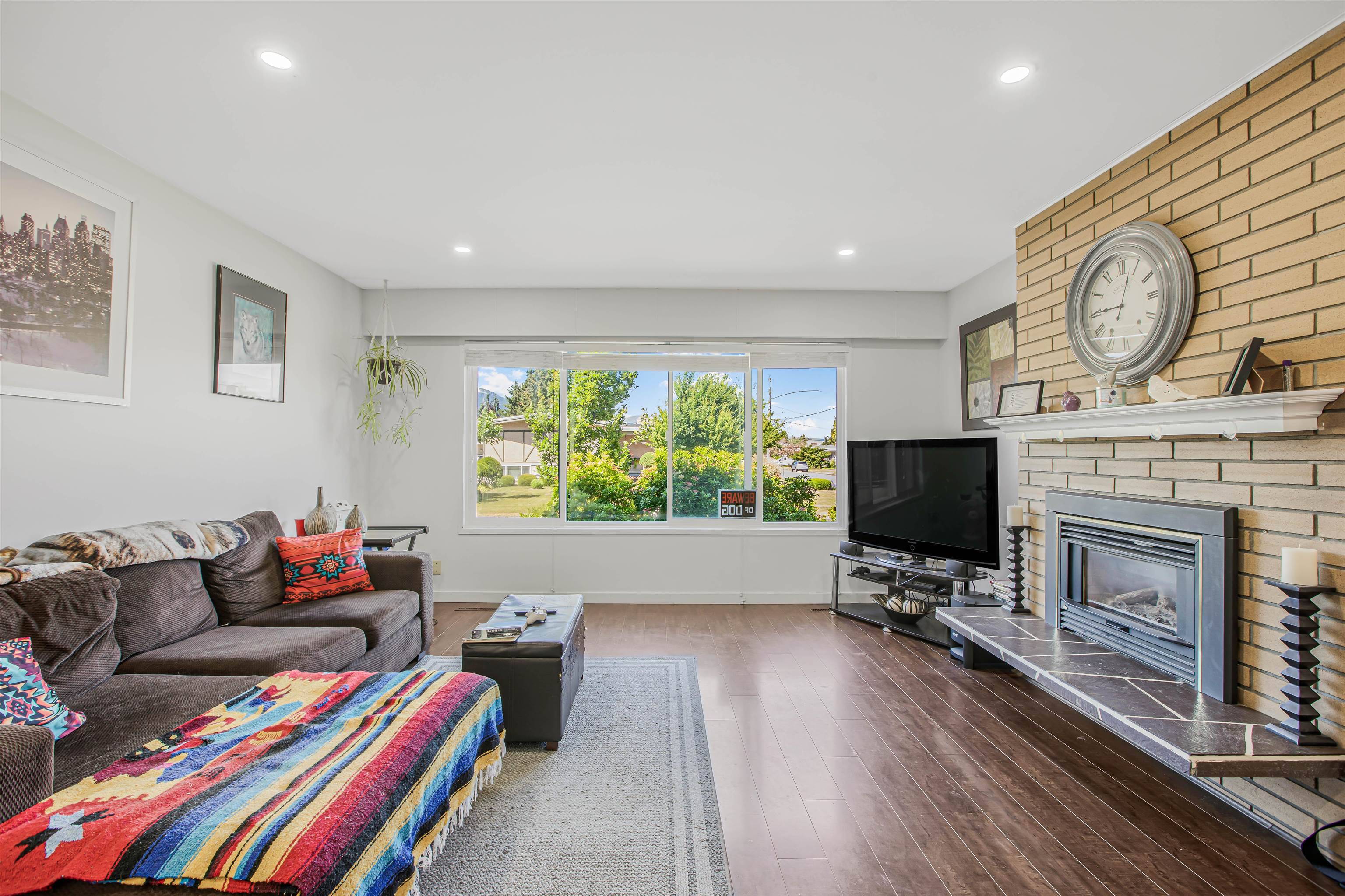 Chilliwack, BC V2P 1M1,45410 Westview AVE