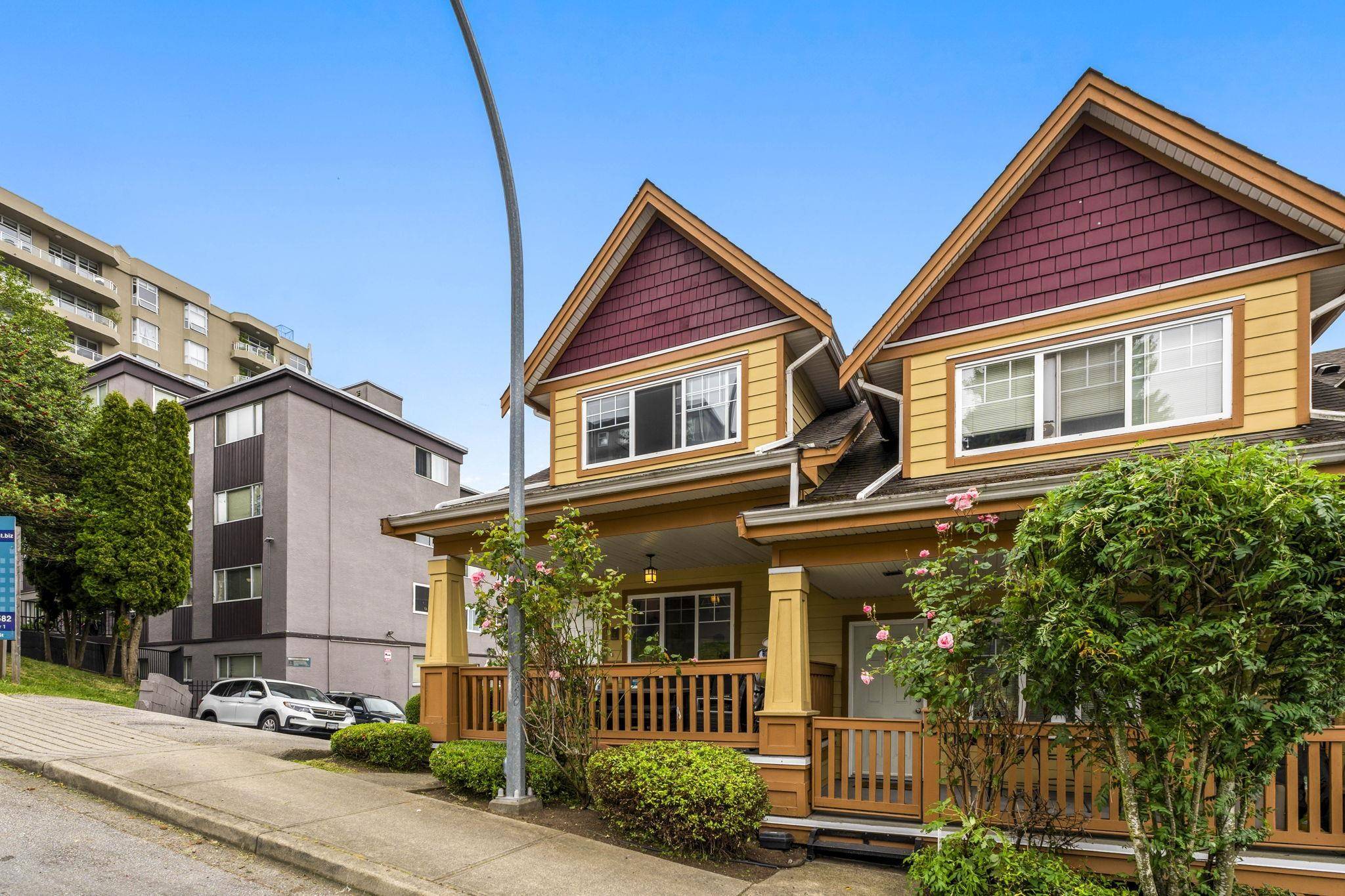 New Westminster, BC V3M 1W6,1222 Cameron ST #1