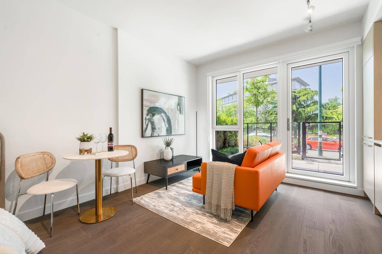 Vancouver, BC V5Z 0K7,5168 Cambie ST #114