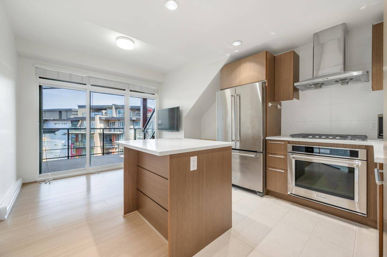 Vancouver, BC V6S 0H6,3462 Ross DR #PH7