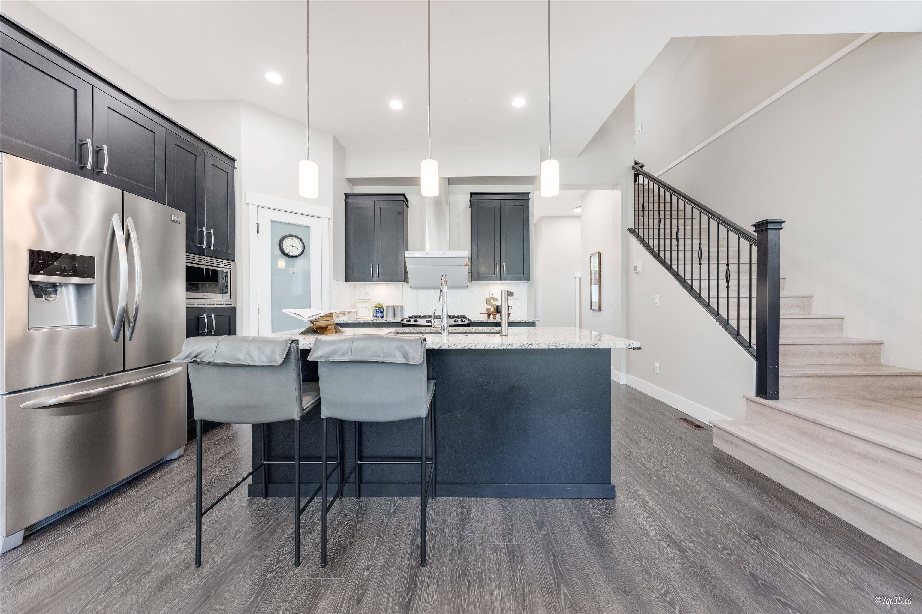 Surrey, BC V3Z 0N4,15858 29a AVE