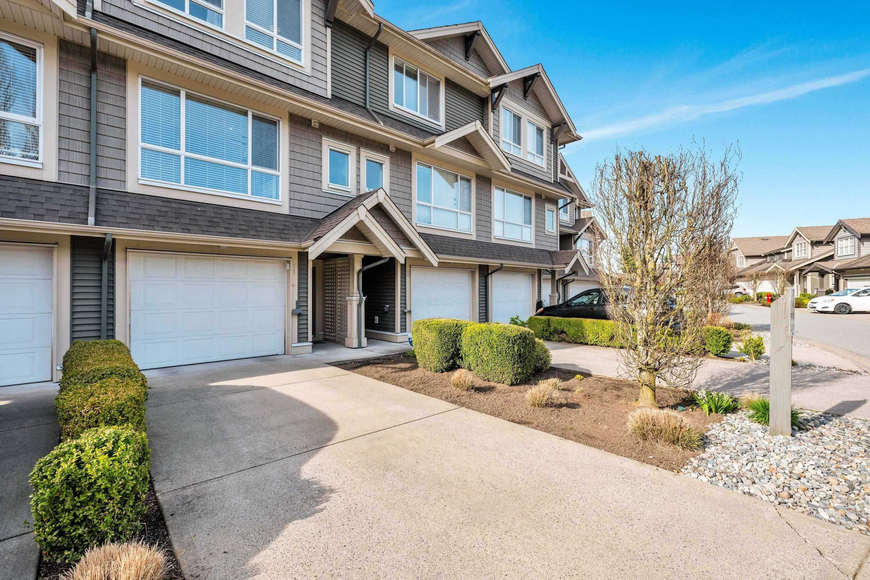 Surrey, BC V4N 6M4,7848 170 ST #71