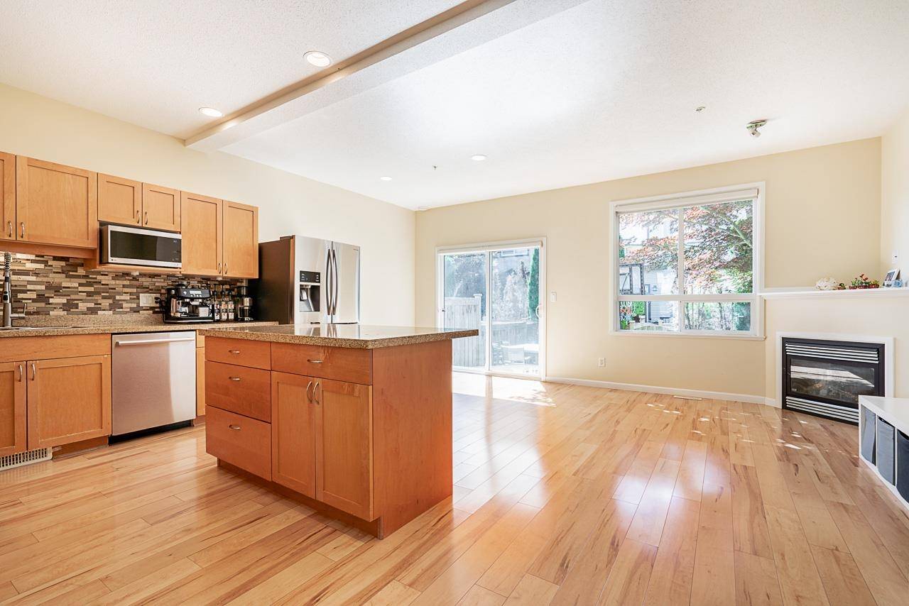 Port Coquitlam, BC V3B 8G5,3127 Skeena ST #70