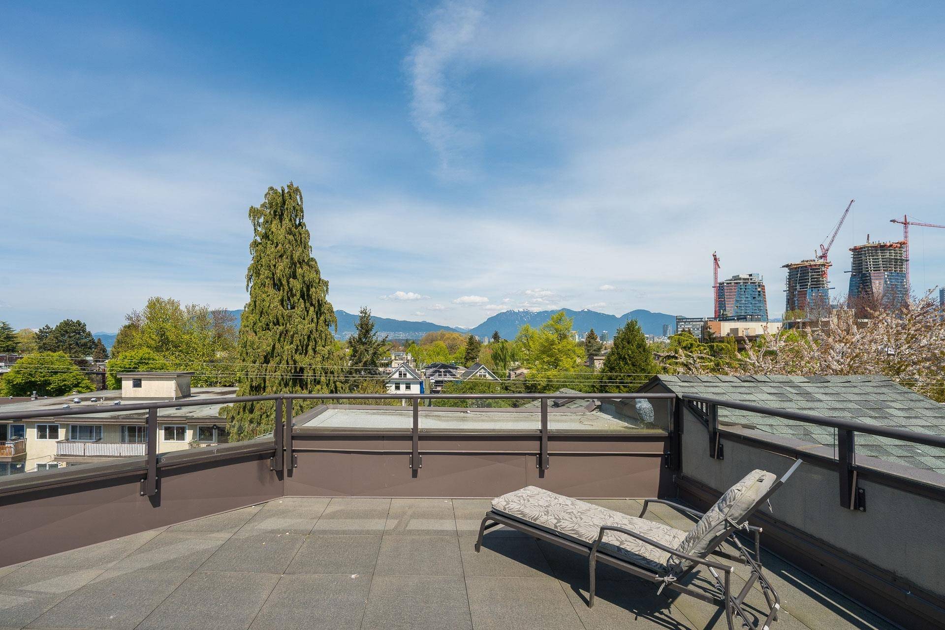 Vancouver, BC V6J 1J2,1959 W 2nd AVE #101