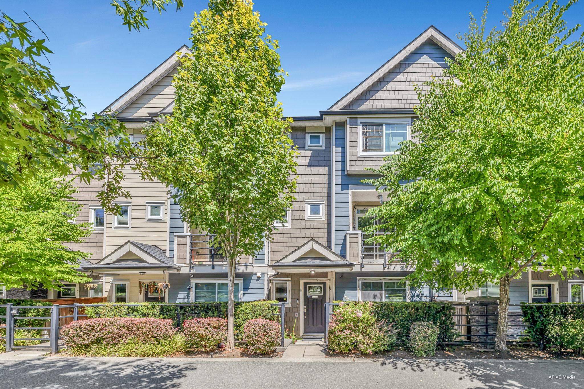 Surrey, BC V3W 1Z2,14285 64 AVE #9