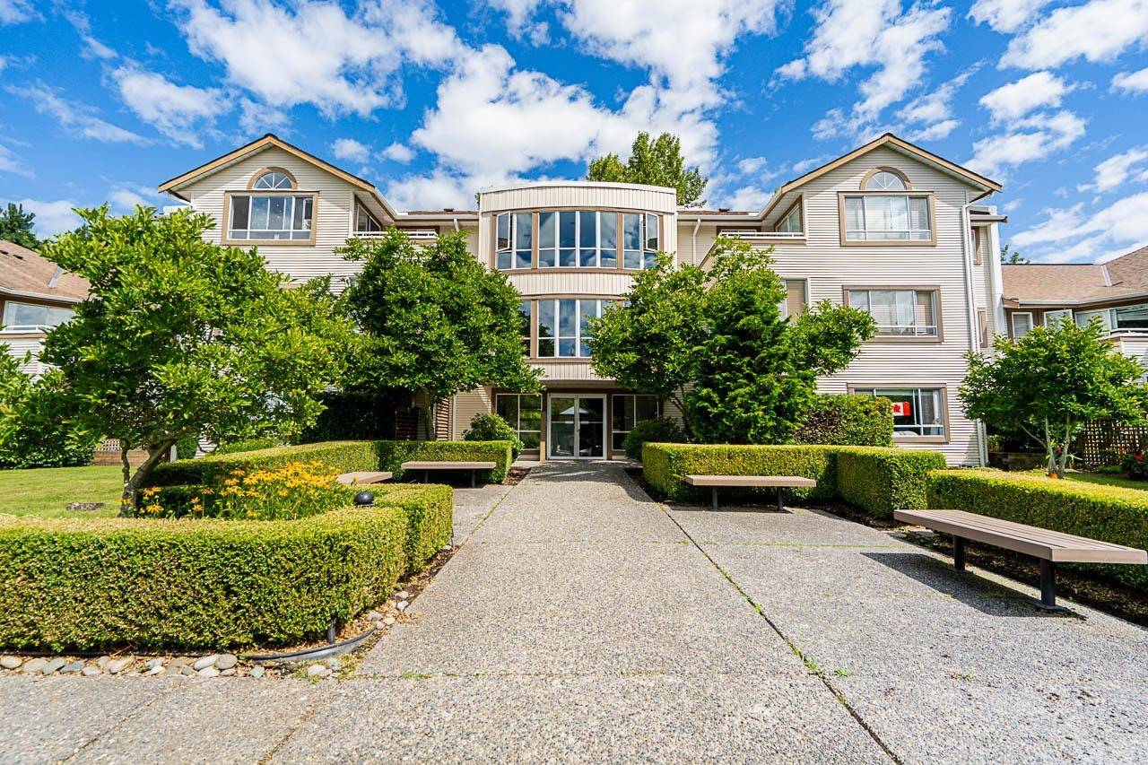 White Rock, BC V4B 2M9,15991 Thrift AVE #212
