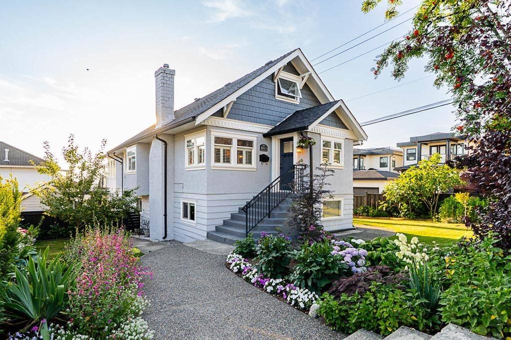 Burnaby, BC V5C 4R9,853 Gilmore AVE