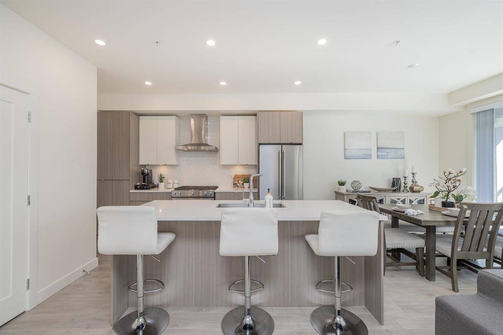 Langley, BC V2Y 0Y6,7947 209 ST #81