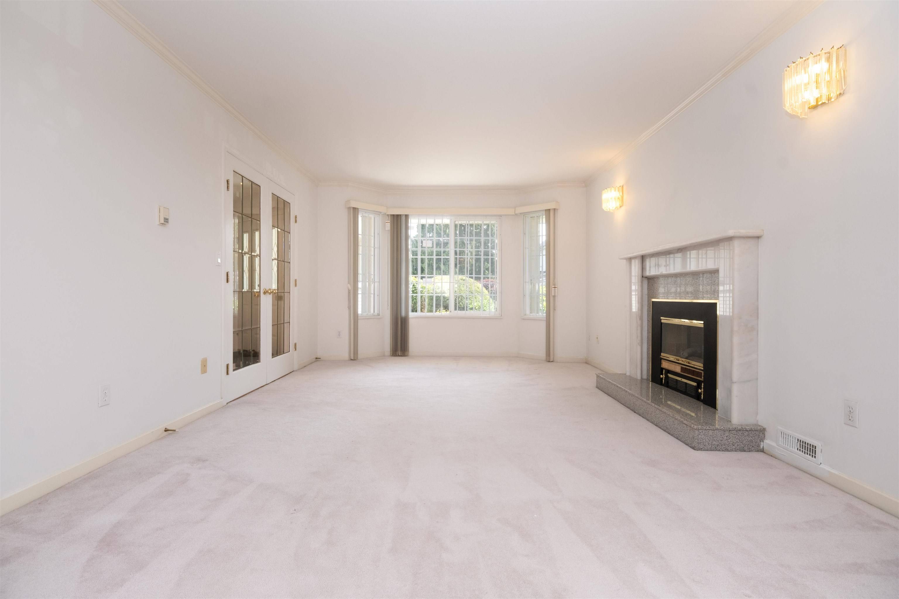 Richmond, BC V6X 1R2,9900 Patterson RD