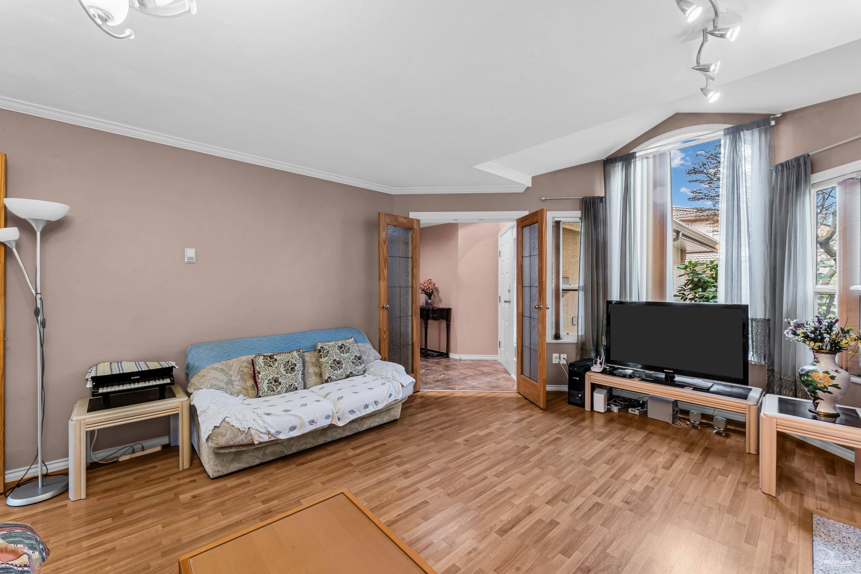 Richmond, BC V6Y 2P1,8151 Garden City RD #6