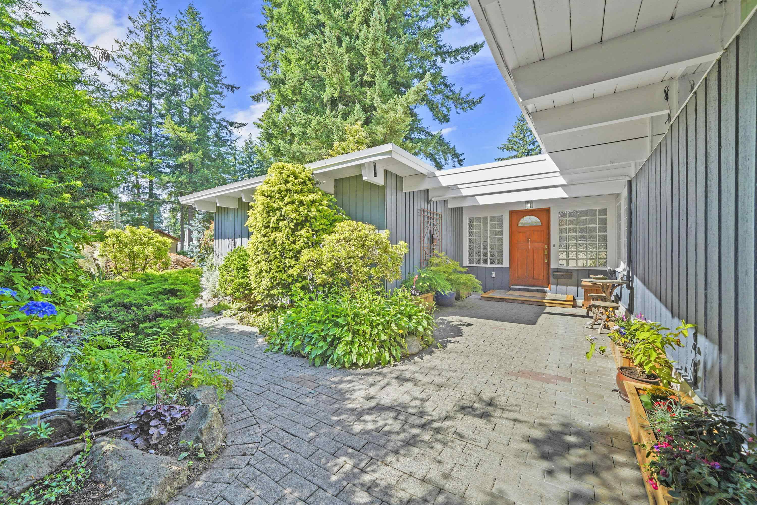 Delta, BC V4E 1J2,6598 Albion WAY