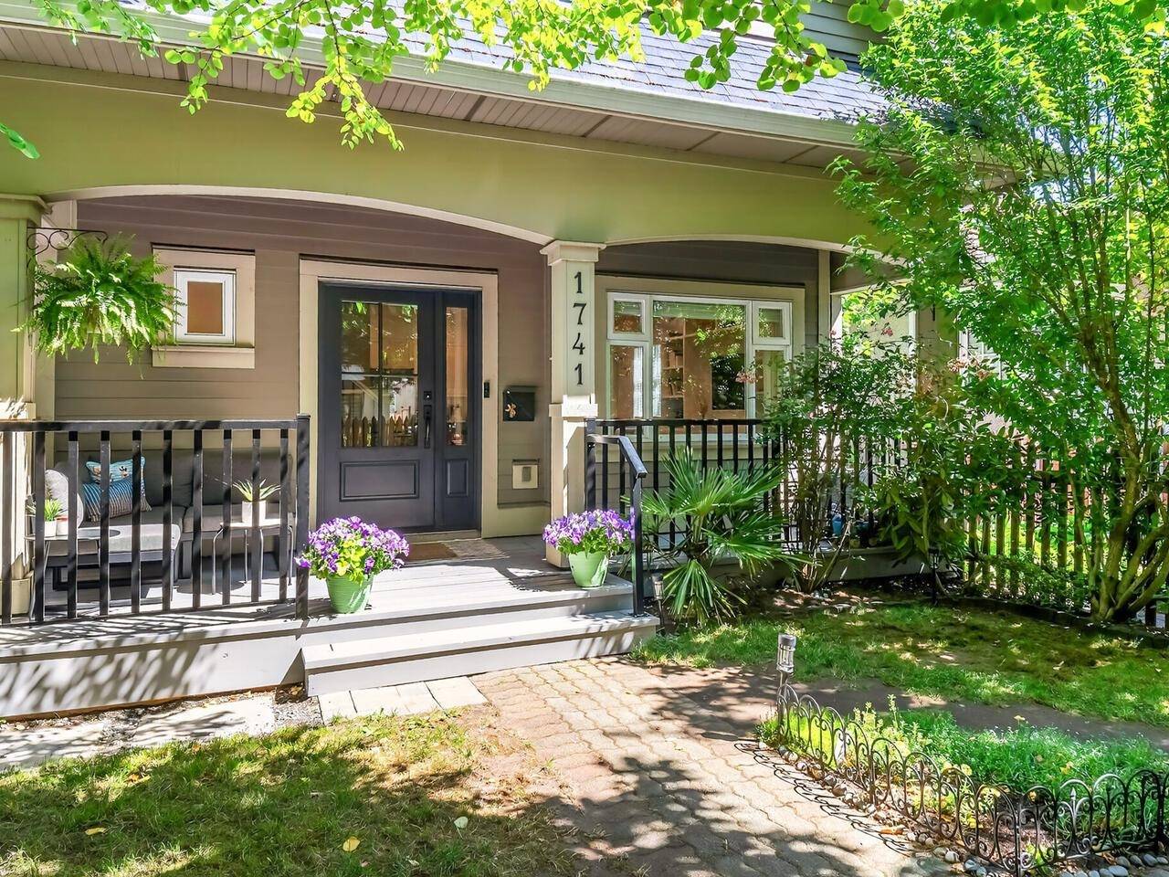 Vancouver, BC V5N 2G2,1741 E 15th AVE