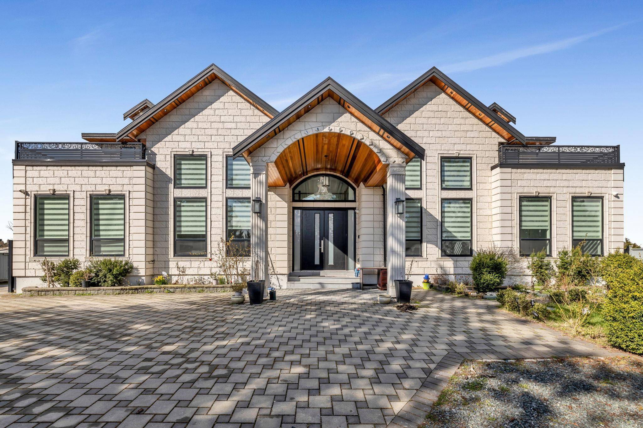 Richmond, BC V6W 1E6,10211 No. 6 Road RD