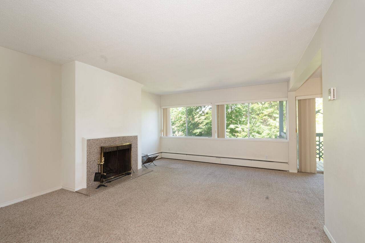 North Vancouver, BC V7N 3Y1,842 Westview CRES