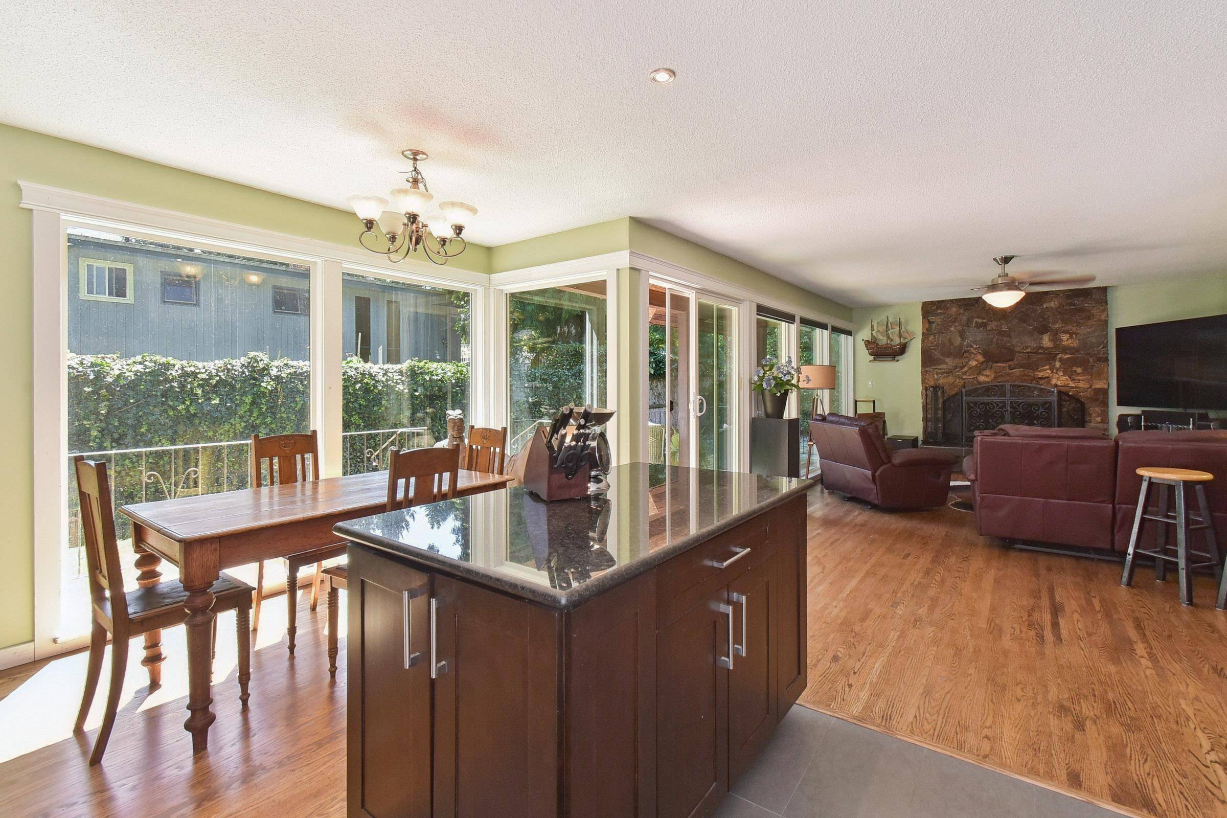 Langley, BC V3A 2A1,3858 205a ST