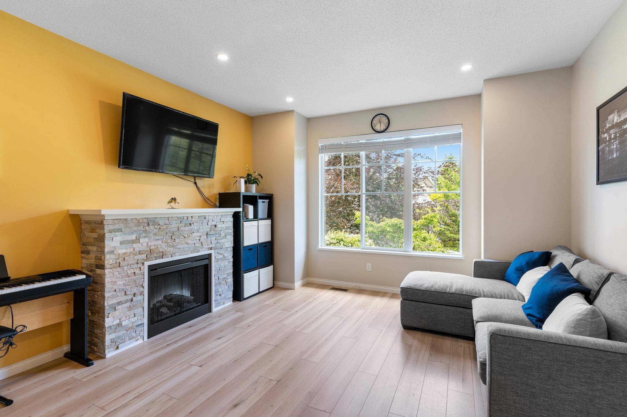Richmond, BC V6Y 4J8,7233 Heather ST #18