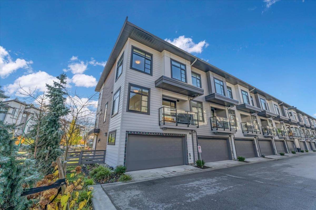 Surrey, BC V4N 0B8,7127 193a ST #30