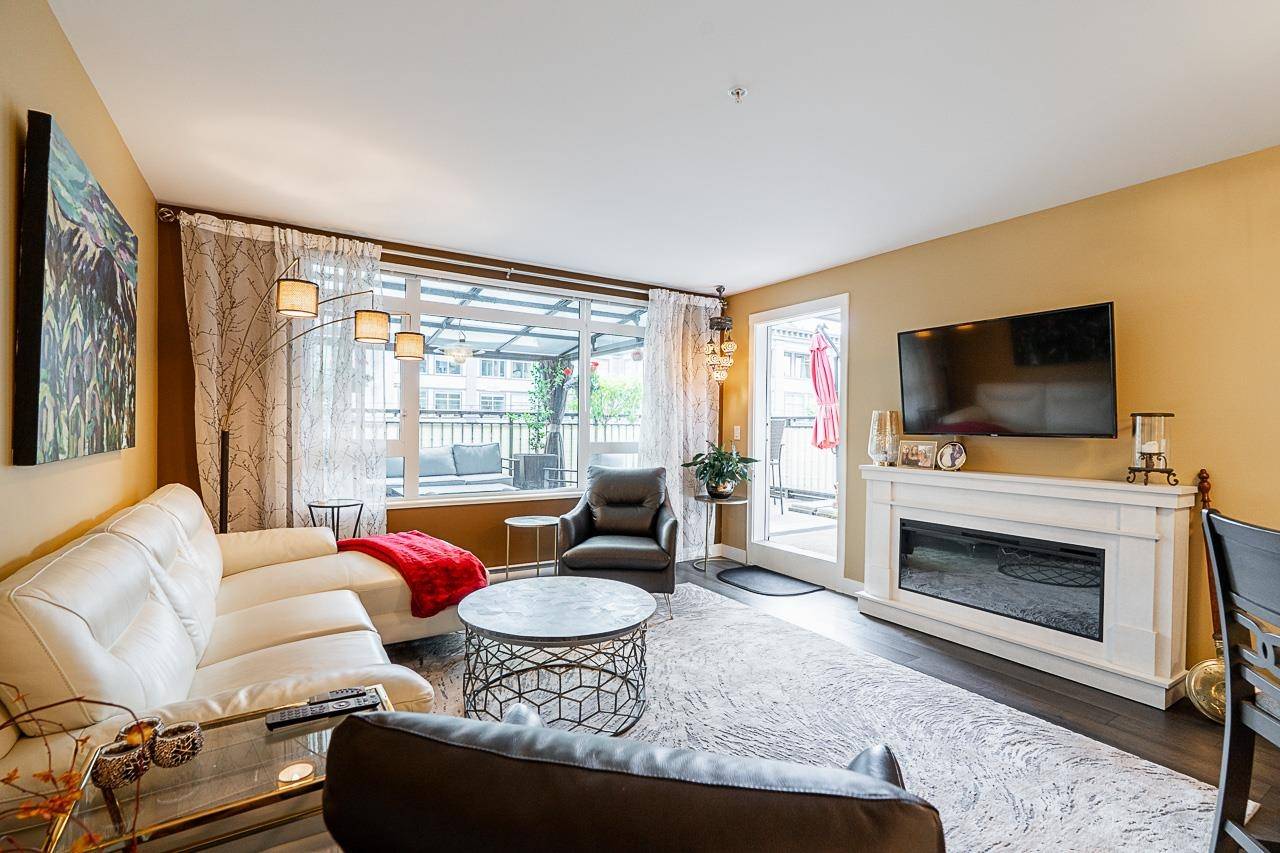 Port Moody, BC V3H 0J3,2525 Clarke ST #221