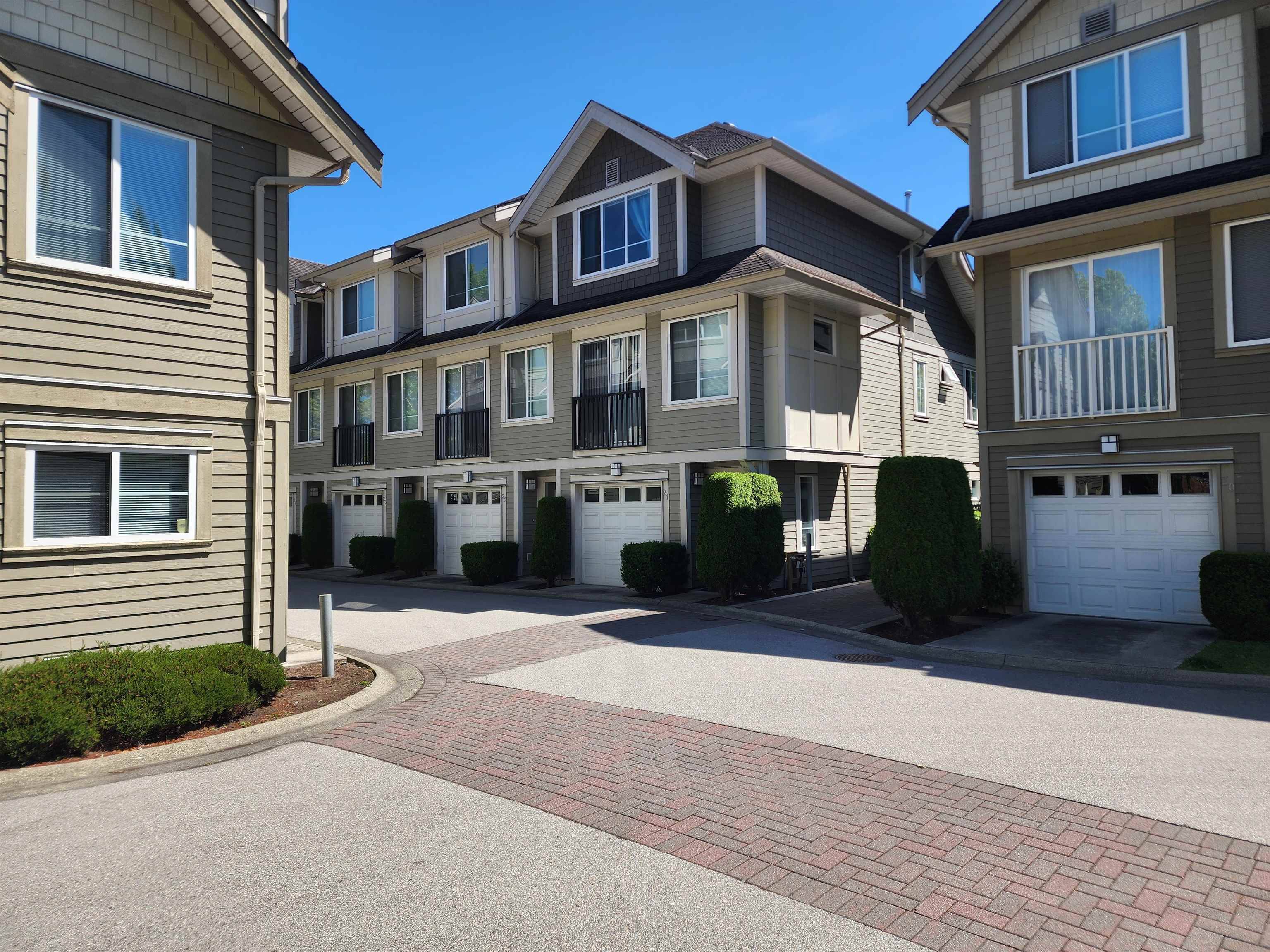 Richmond, BC V6Y 1A4,8080 Francis RD #21