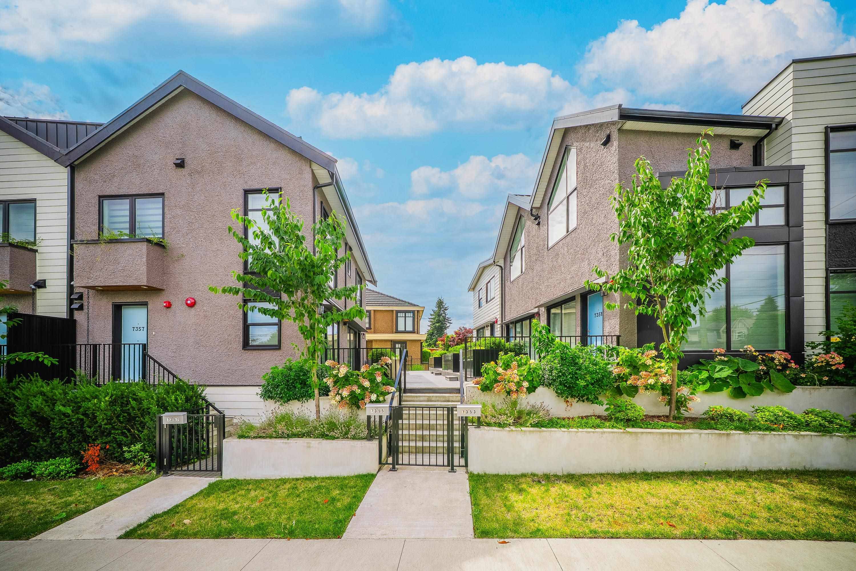 Vancouver, BC V6P 1V7,7357 Oak ST
