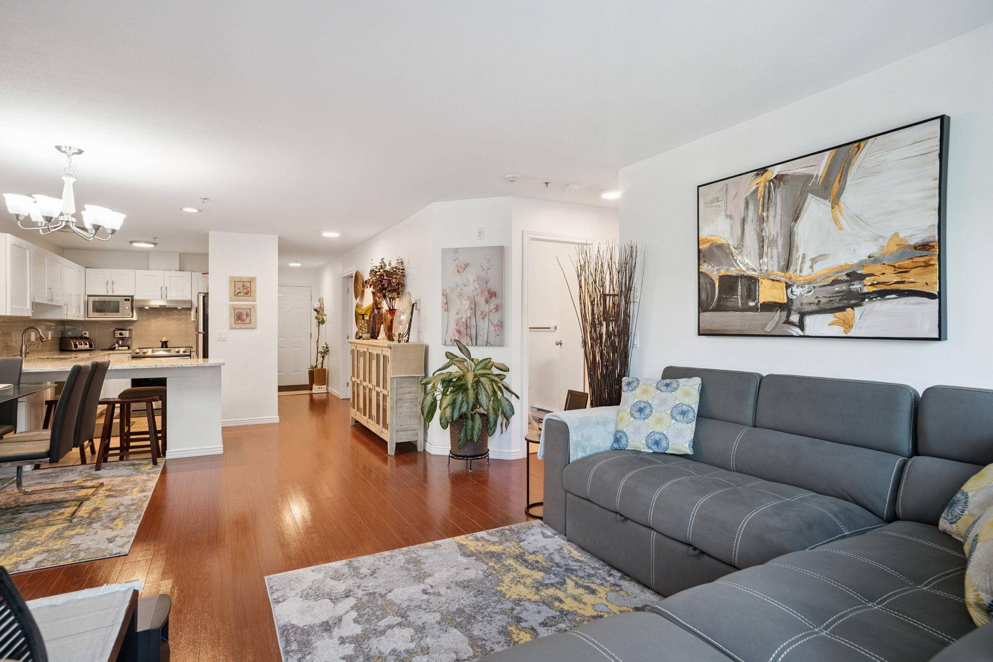 Port Coquitlam, BC V3B 7N7,2983 Cambridge ST #402