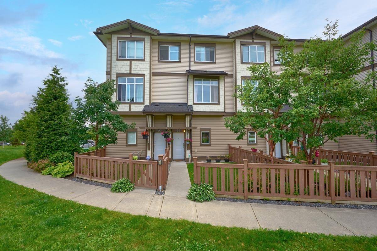 Surrey, BC V4N 6M8,19433 68 AVE #92