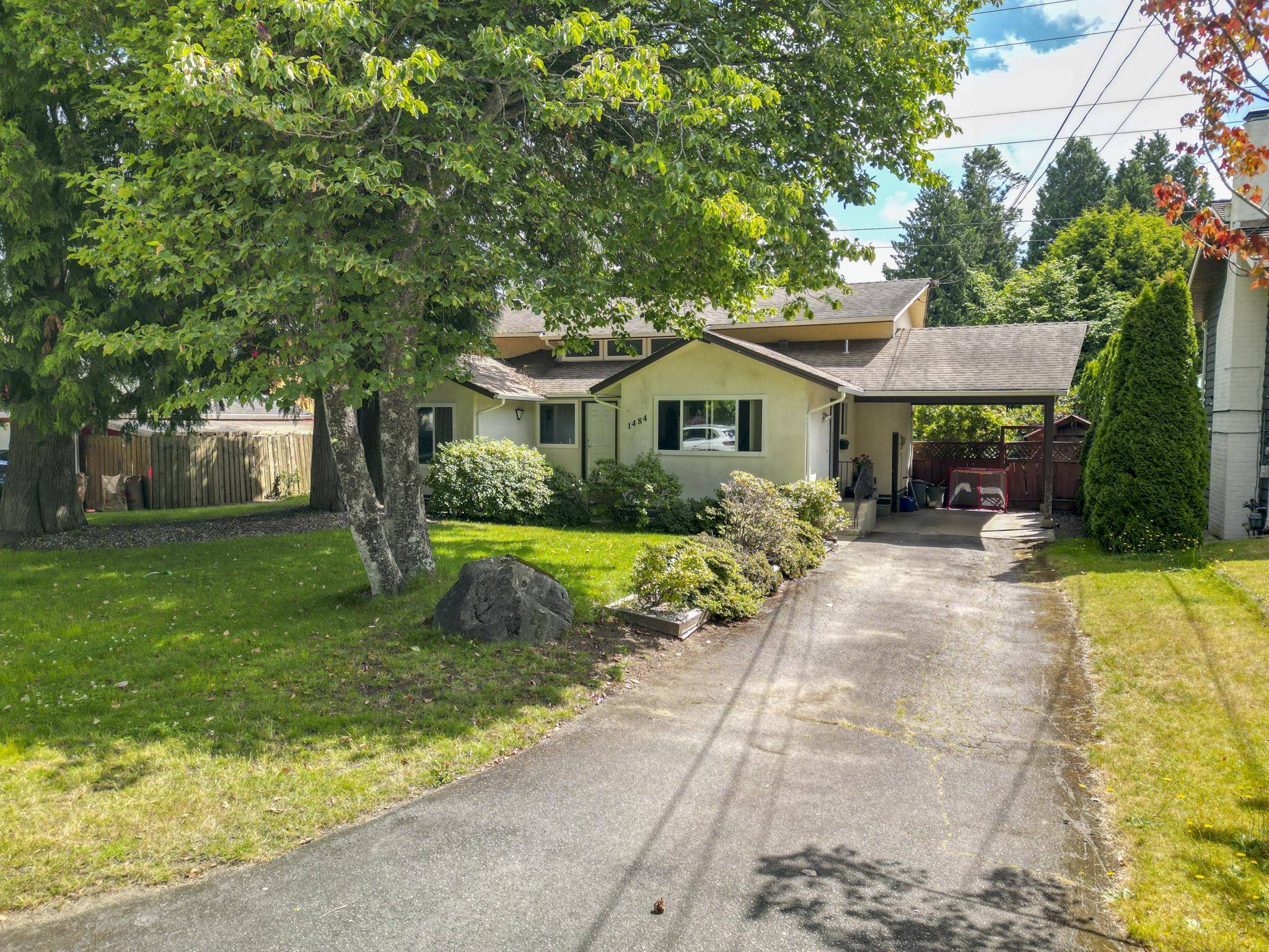 Delta, BC V4M 3E6,1484 53a ST
