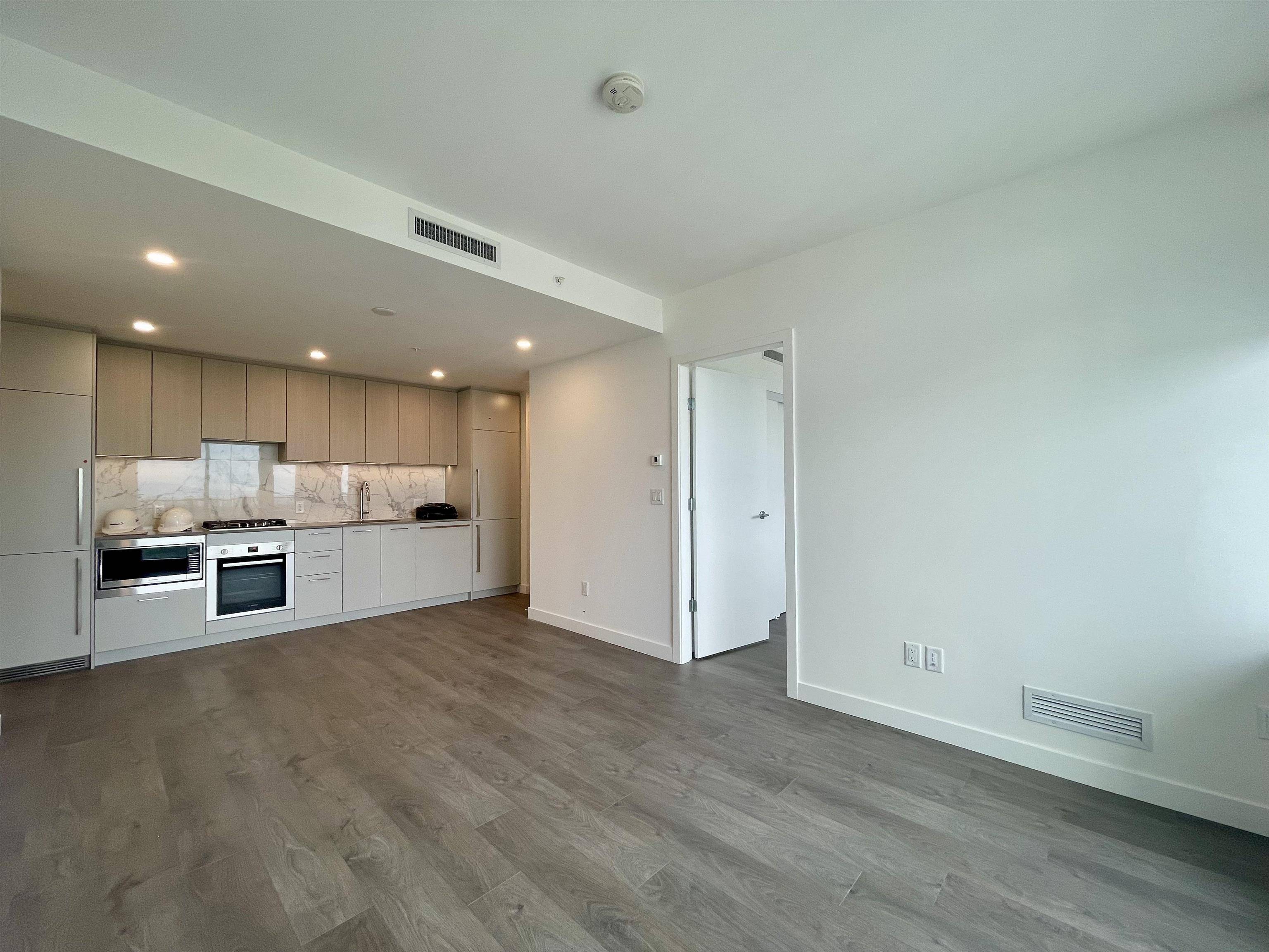 Burnaby, BC V5H 2J3,6468 Willingdon AVE #2205