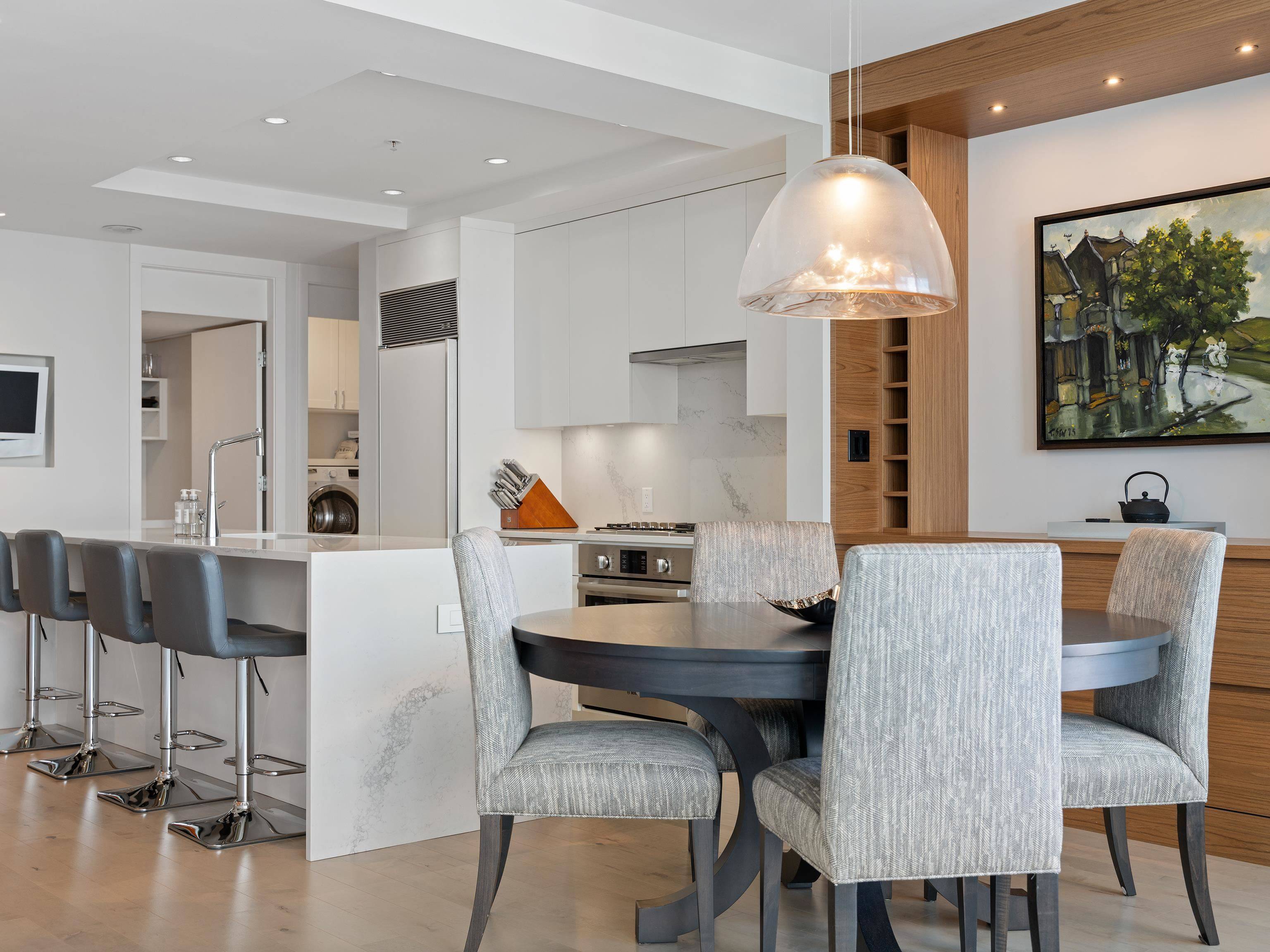 Vancouver, BC V6C 2C6,1077 W Cordova ST #2304