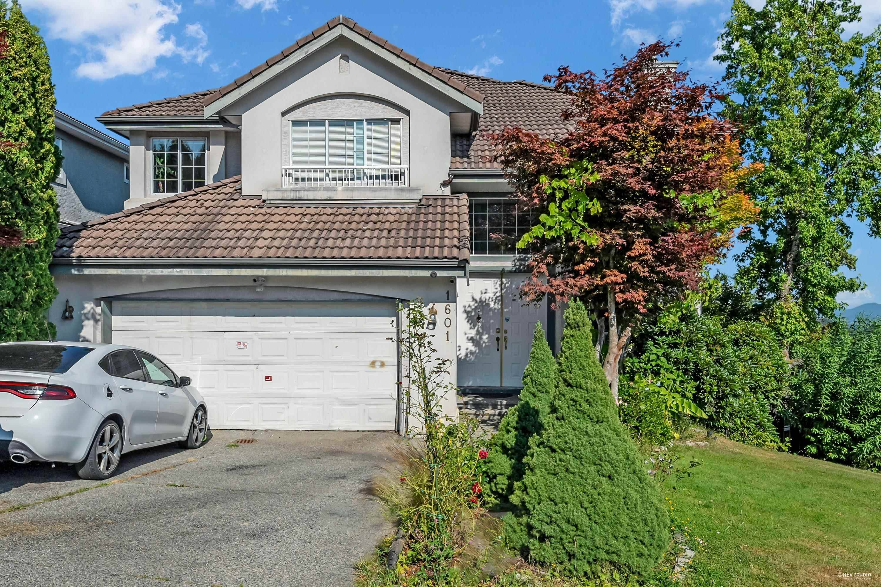 Coquitlam, BC V3E 3C4,1601 Pinetree WAY
