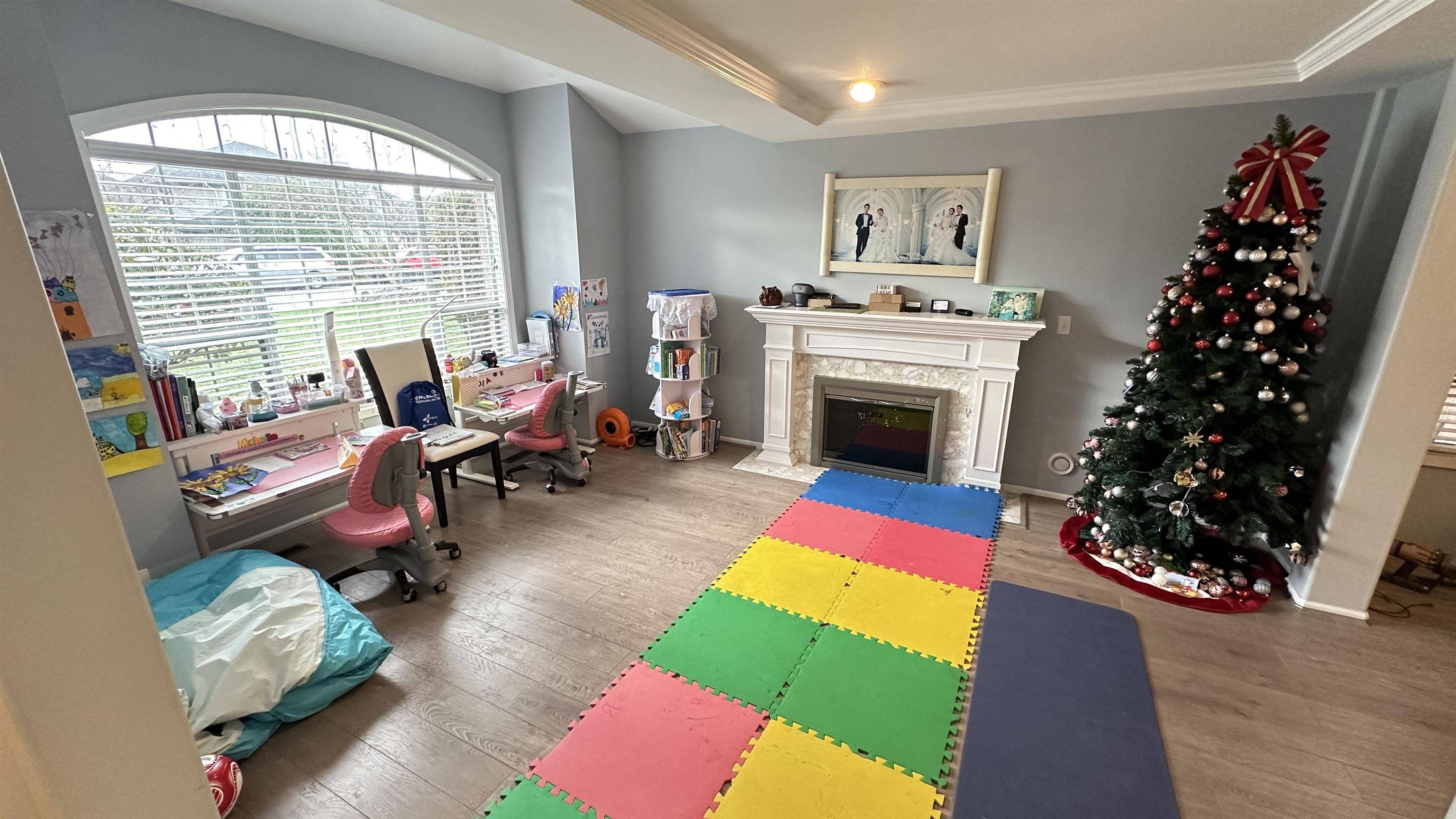 Richmond, BC V6X 3M9,3638 Kilby CT