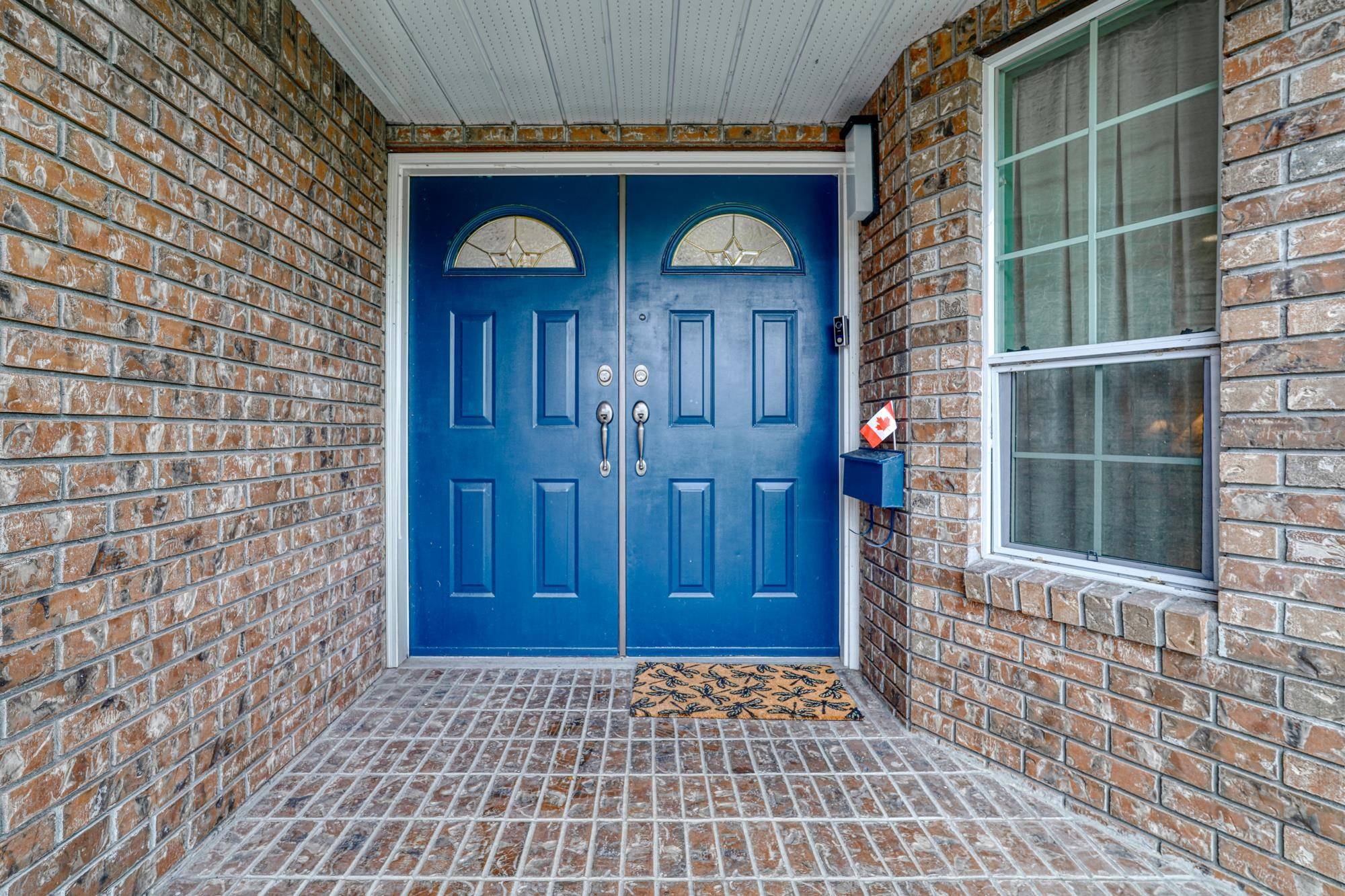 Richmond, BC V7A 2A1,9738 Bakerview DR