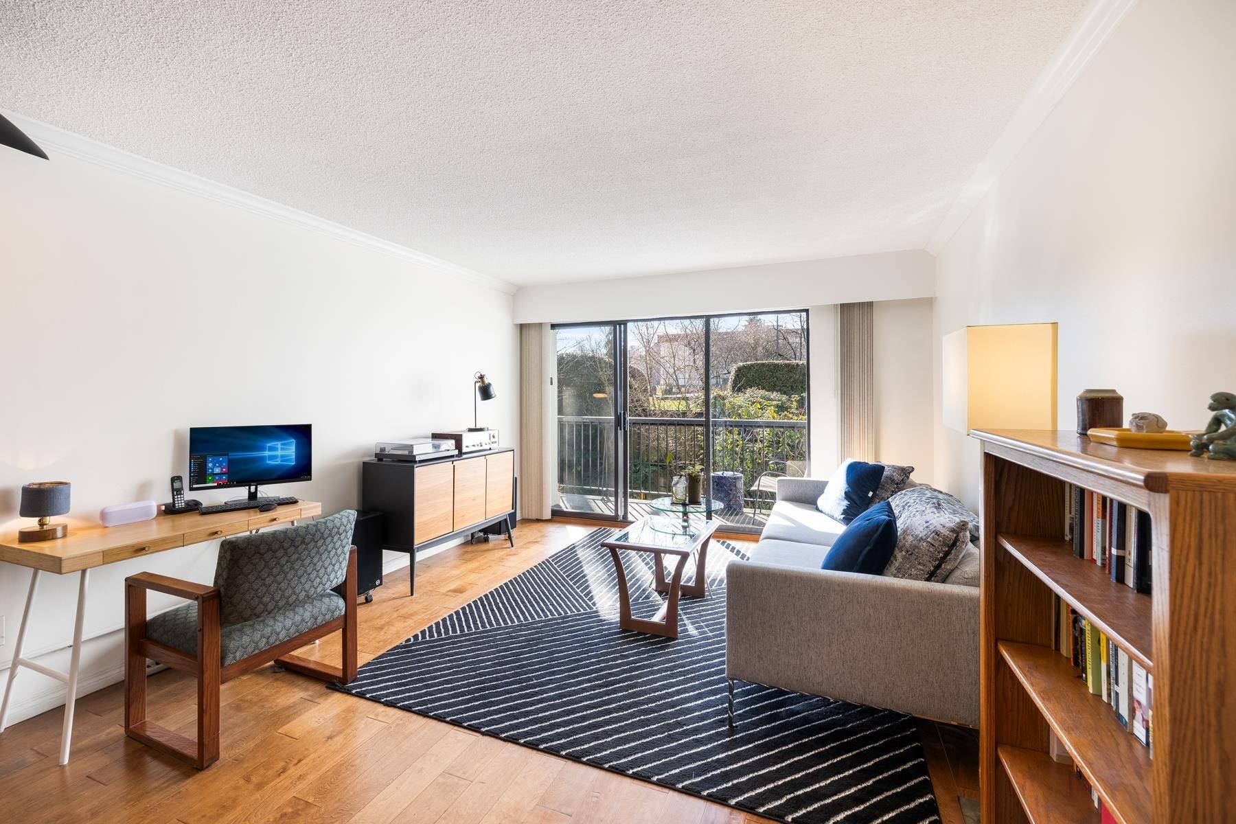 Vancouver, BC V5T 1K6,444 E 6th AVE #207