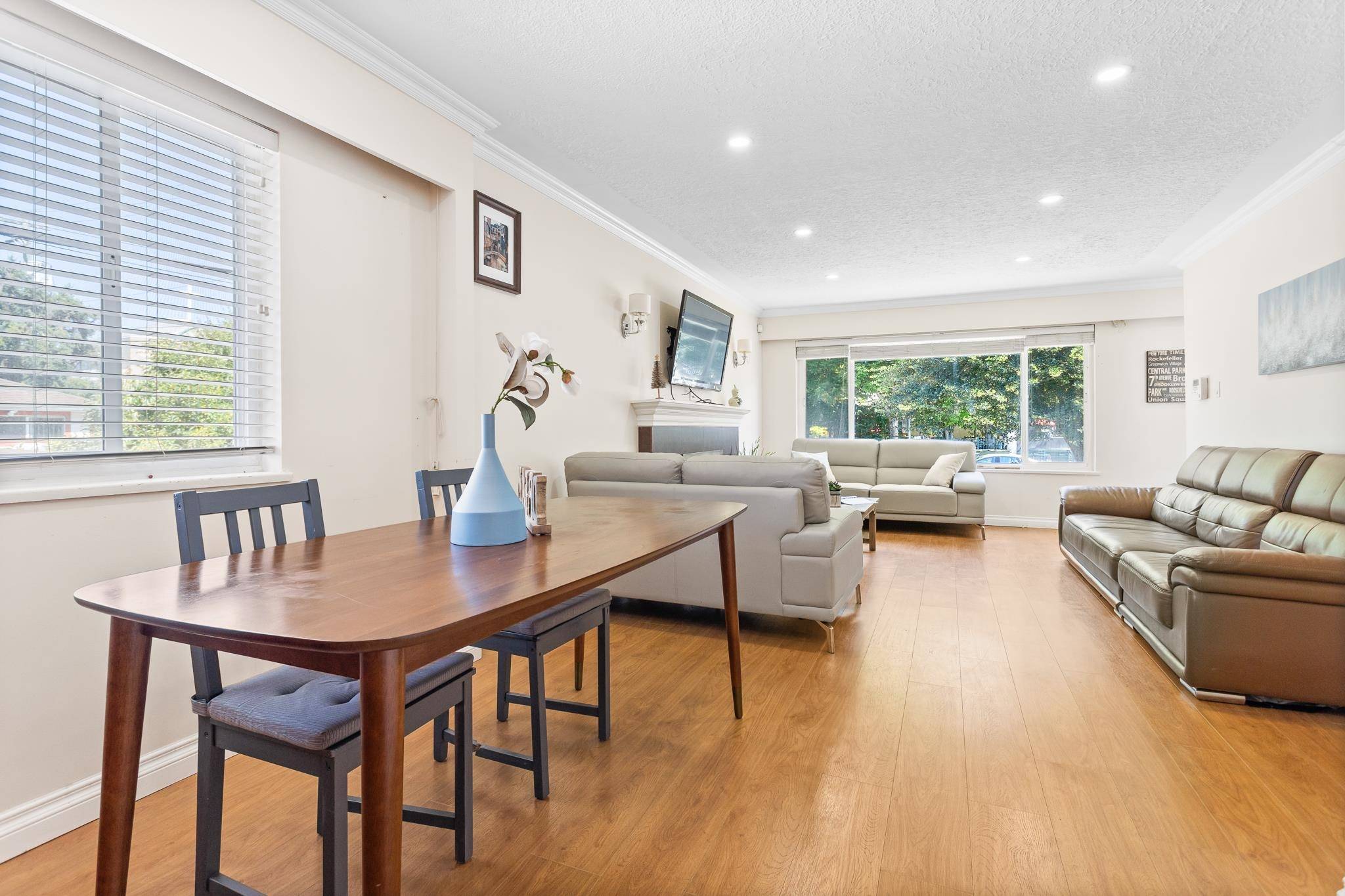 Vancouver, BC V5R 5G4,3410 Euclid AVE