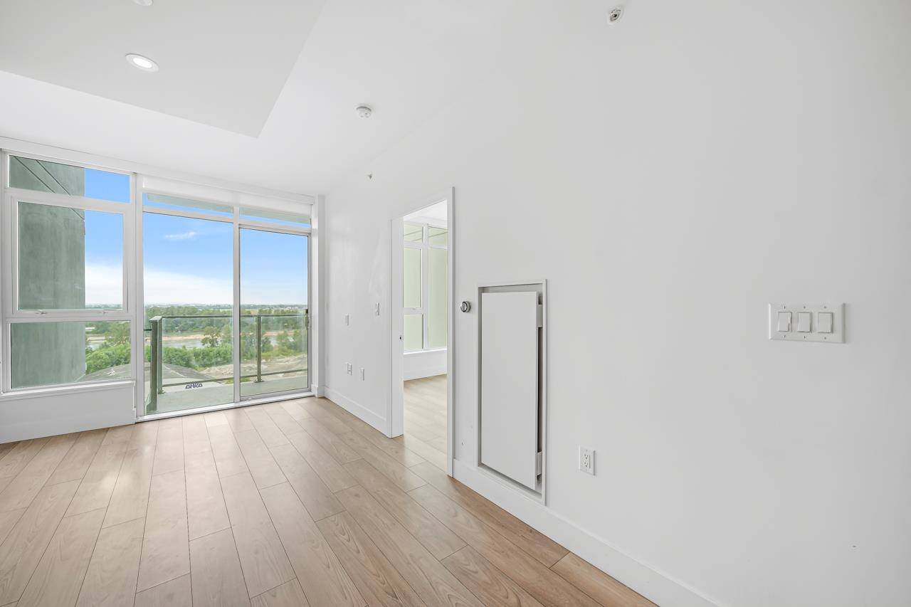 Vancouver, BC V5S 0H4,8570 Rivergrass DR #1403